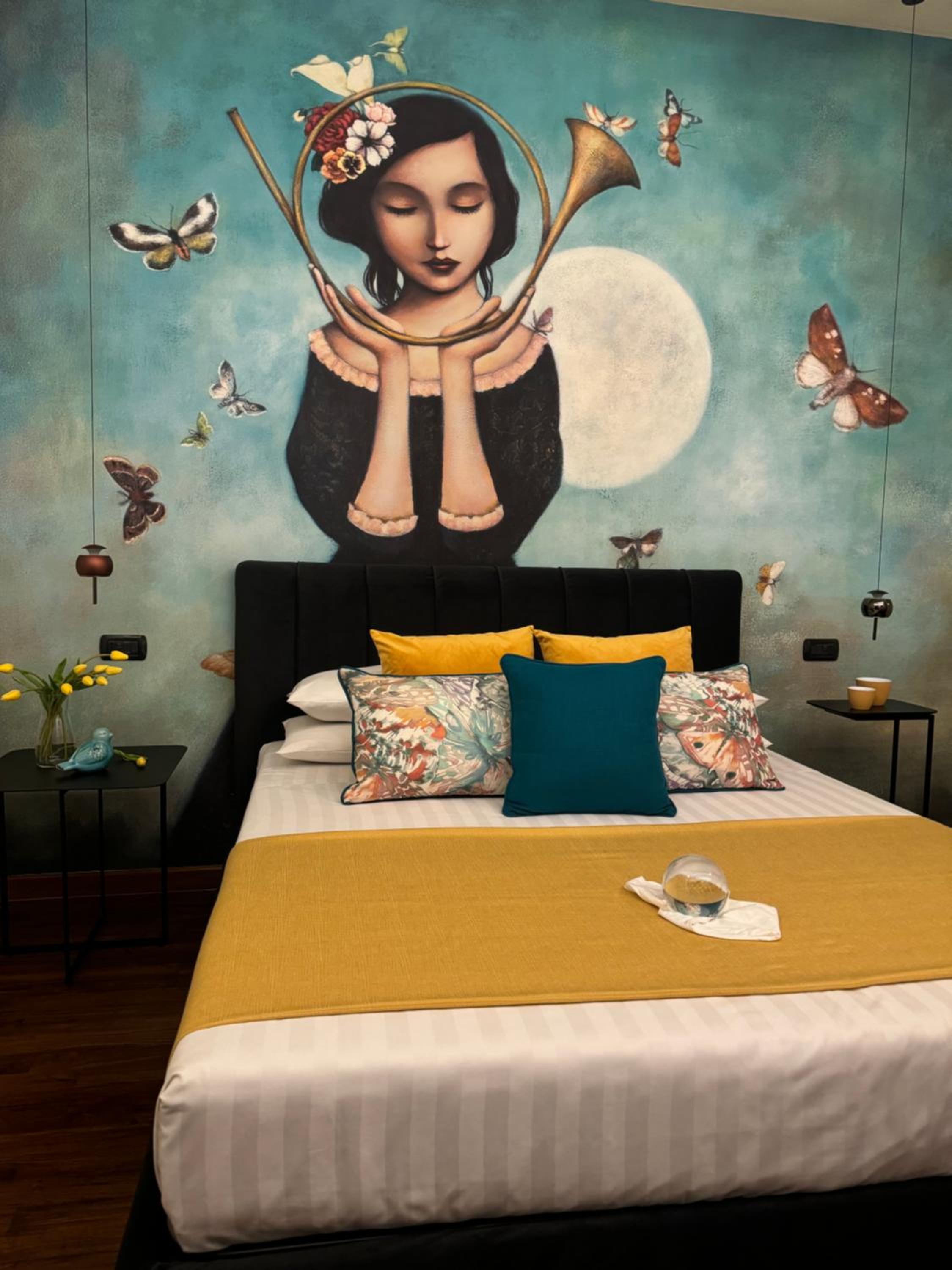 hotel room