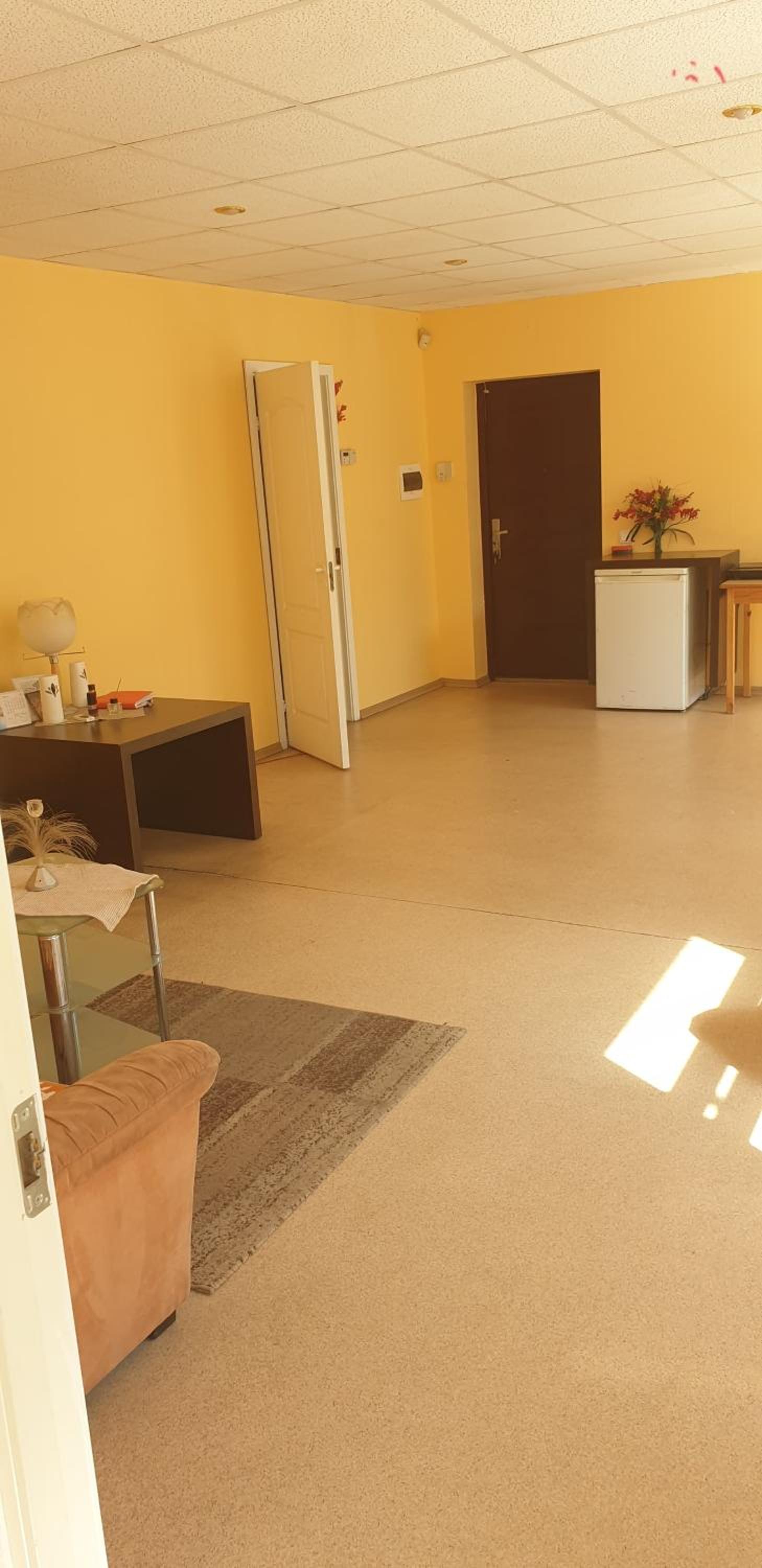 Simple family apartment view 4