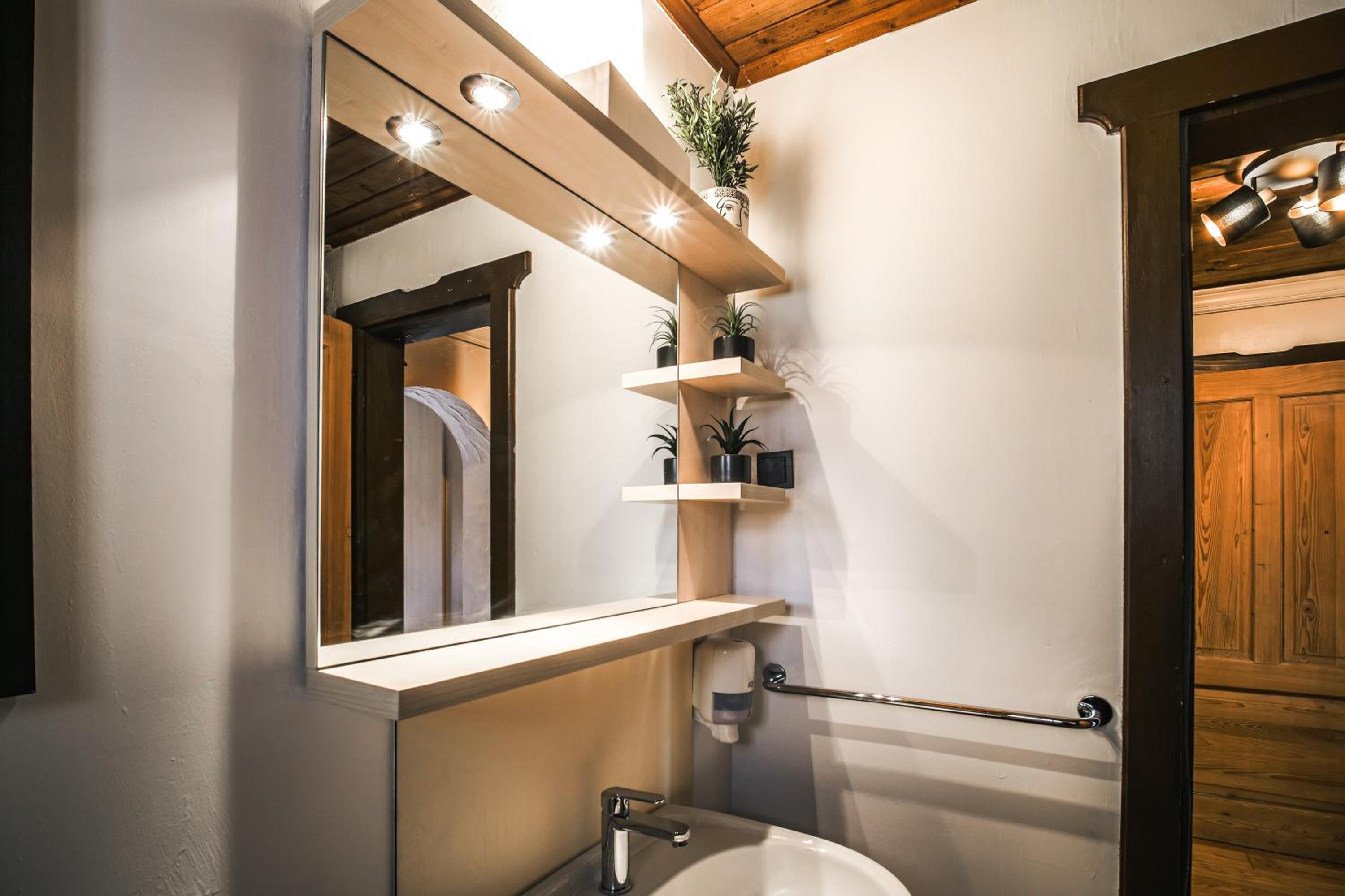 MountainView Lodge - Sauna, Ski-out und Ski-in nah, Naturpool
