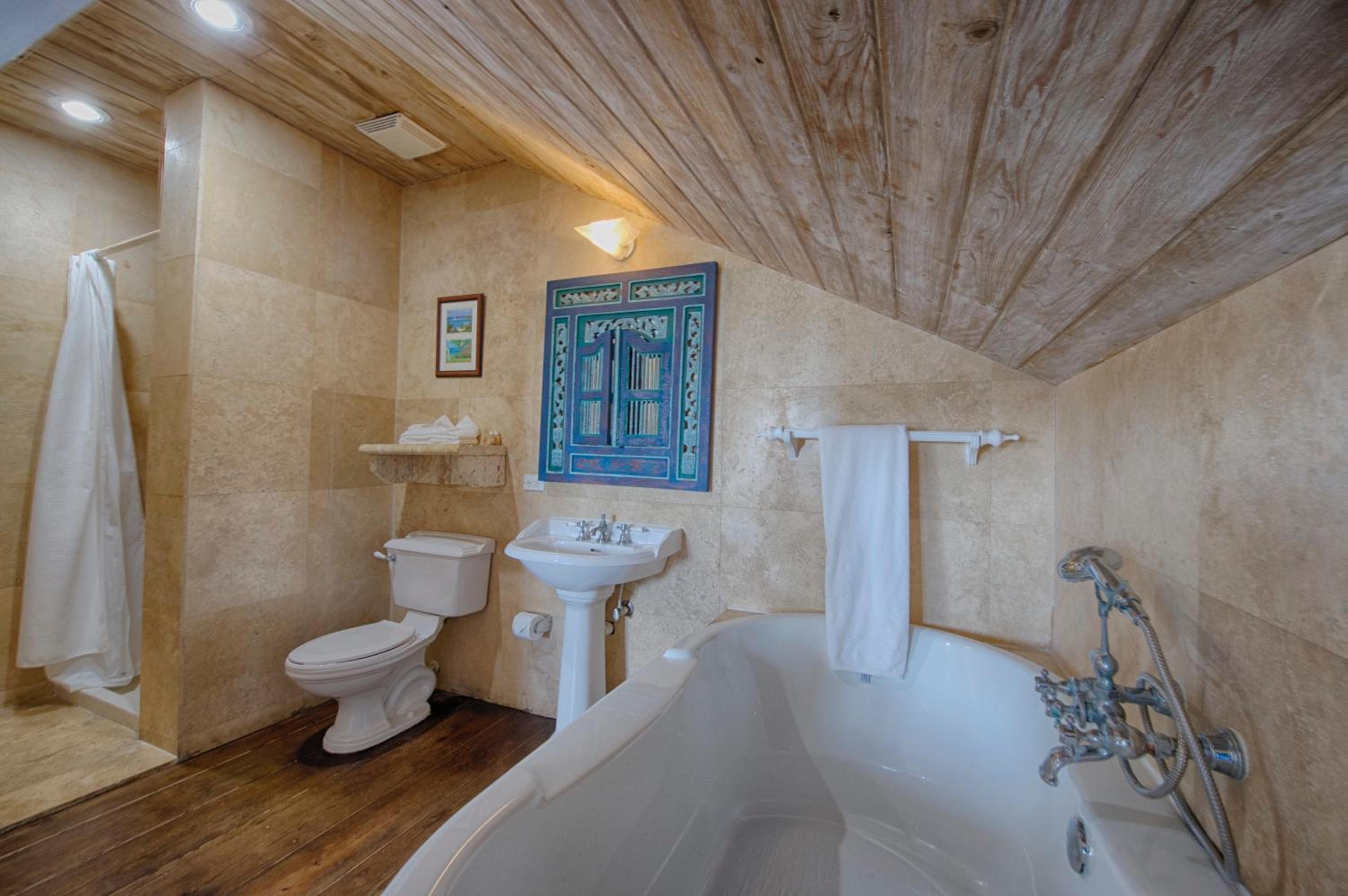 Nassau - Paradise Island Vacations - A Stone's Throw Away - Property Image 2