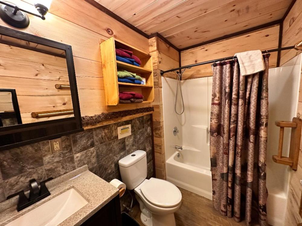 Best Bear Lodge - Property Image 24