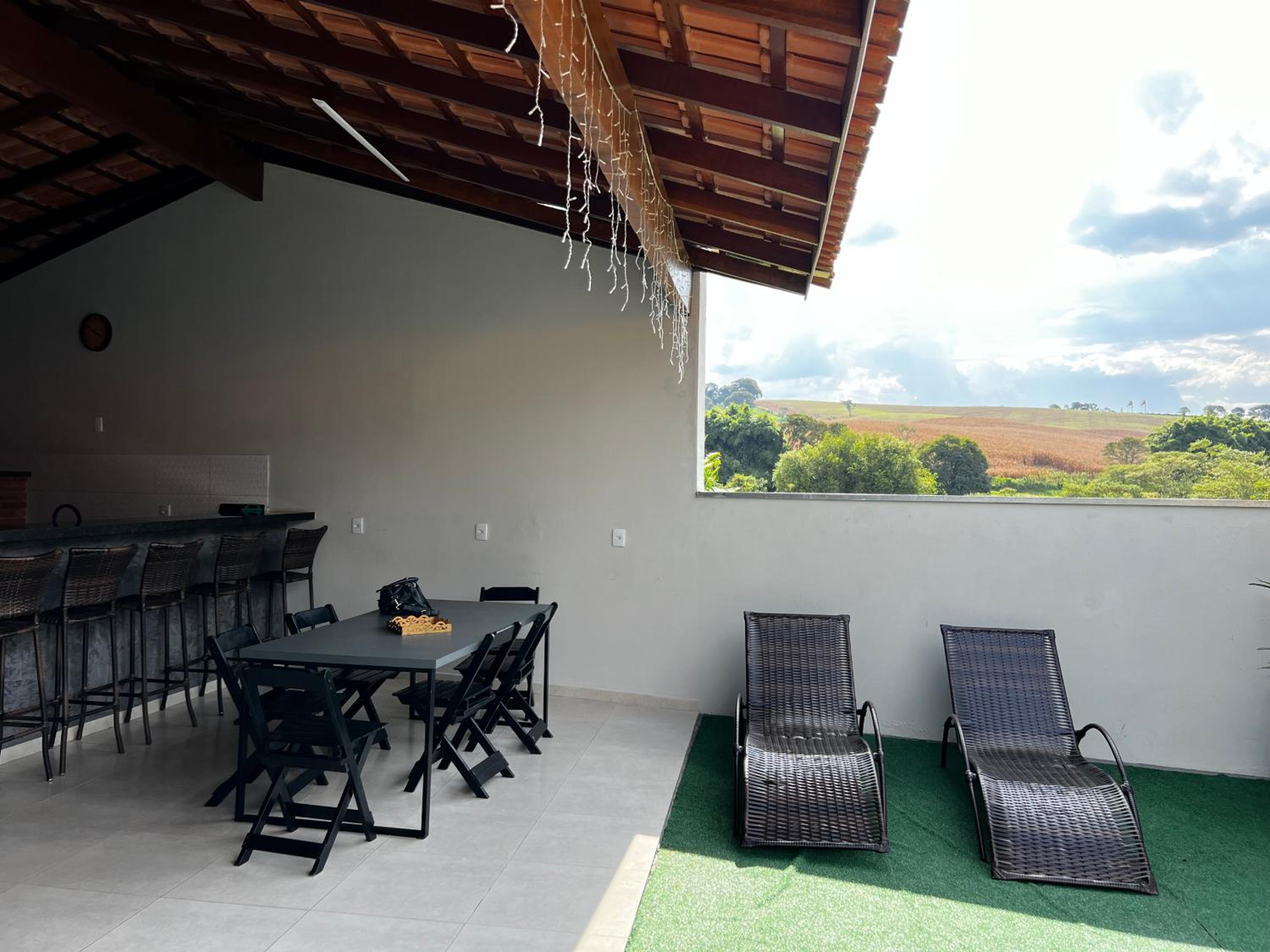 Chacara Pinheiros piscina climatizada Próx a feira de malhas, Socorro SP