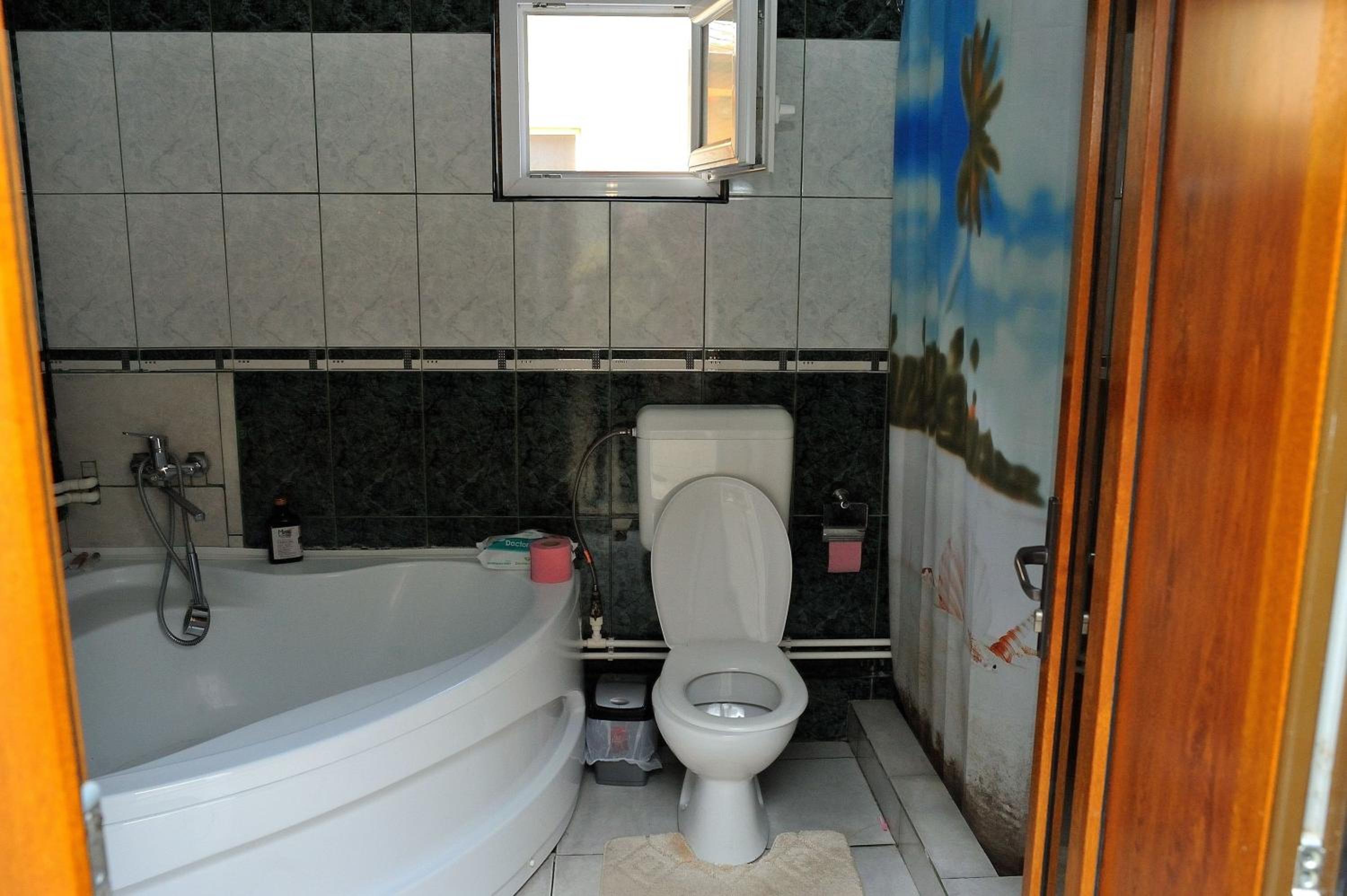 Casa Cri și Ramo view 4