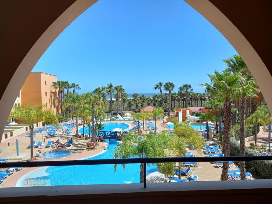 Relax junto al mar. 1ª linea de playa de I. Canela view 3