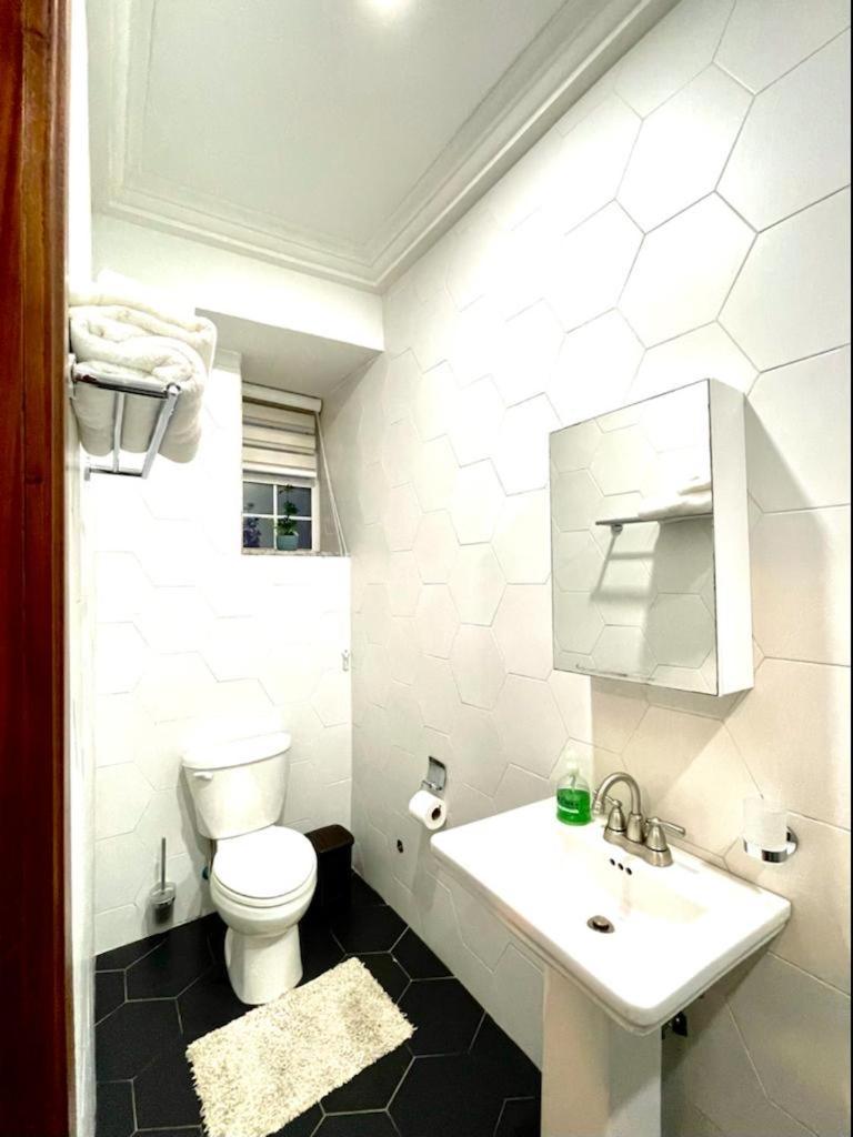 Cozy 2Bedroom Apartment at Spintex view 5