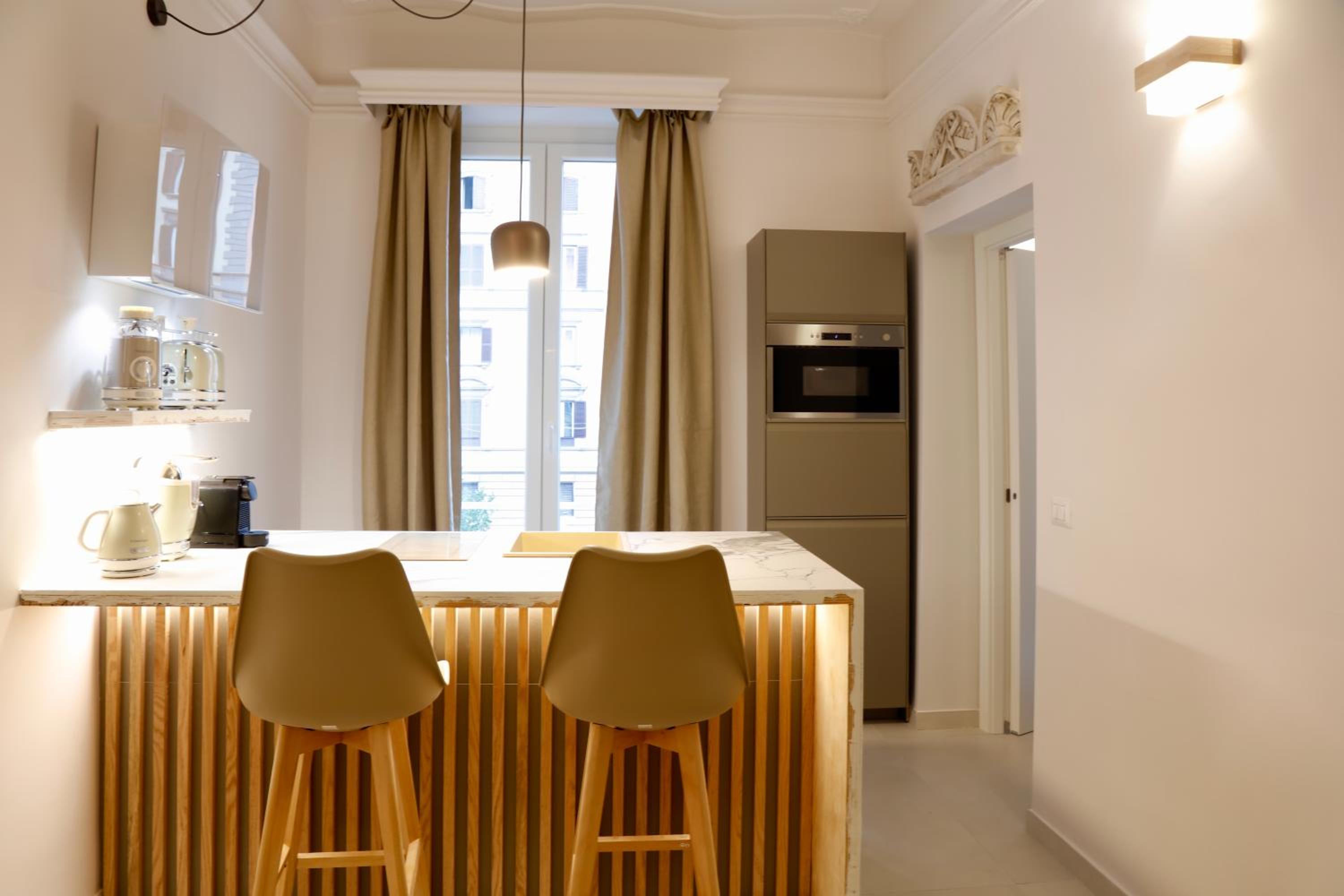 Domus Maxima - Rome Suite & Rooms