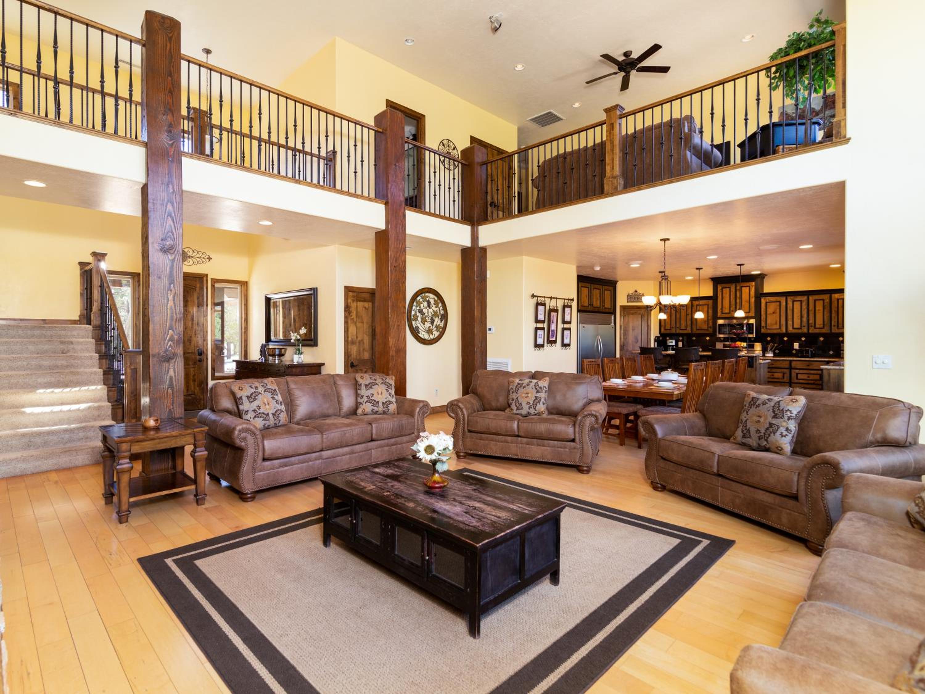 Cedar Ridge- Hot tub, Private, Minutes from Zion view 5