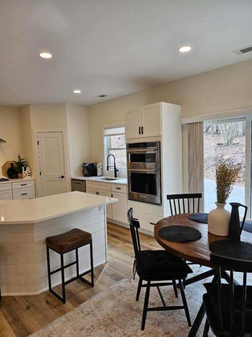 Silver Lake & Dunes Dream House view 4