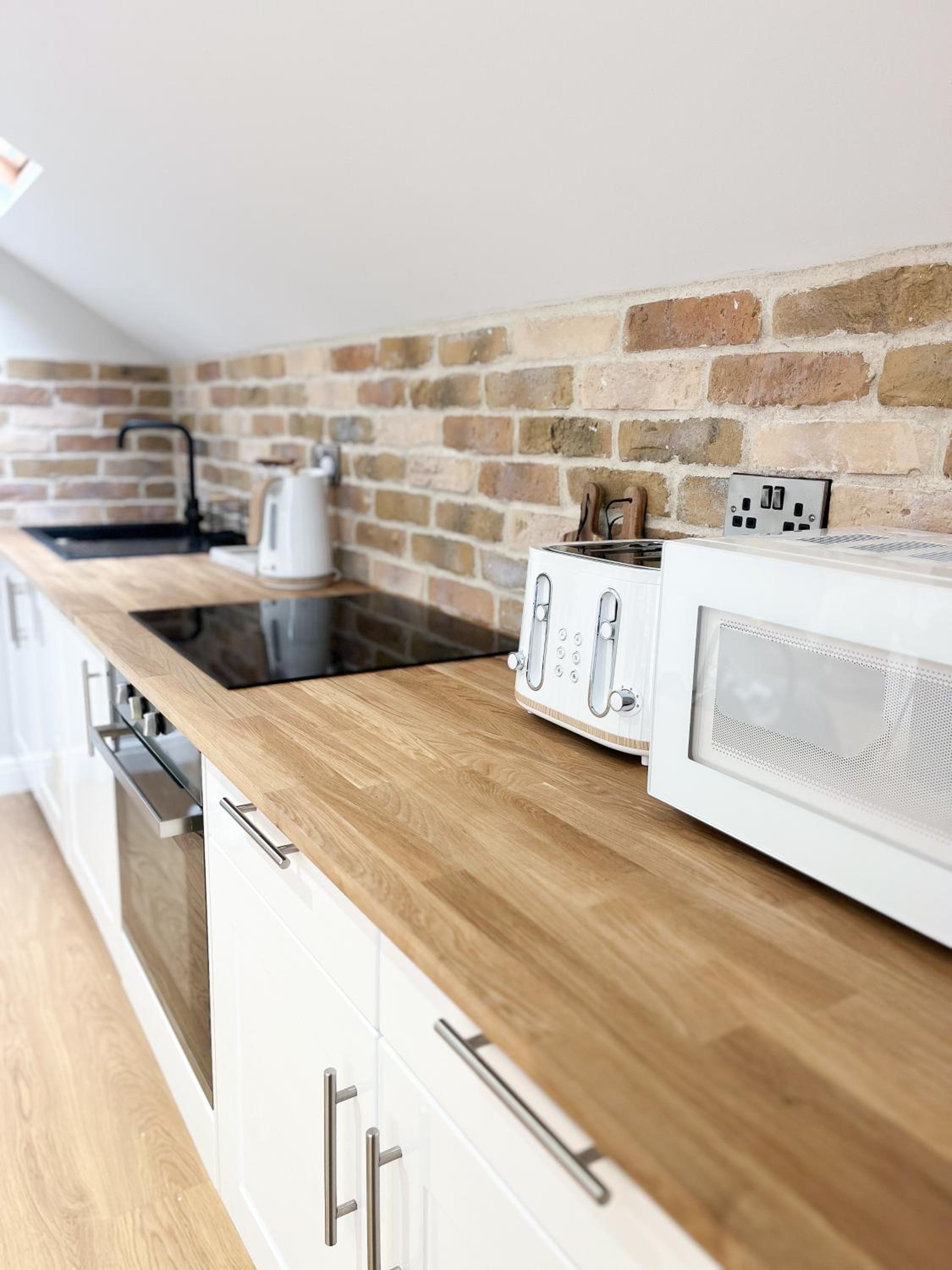 Ivy Shores Apartment