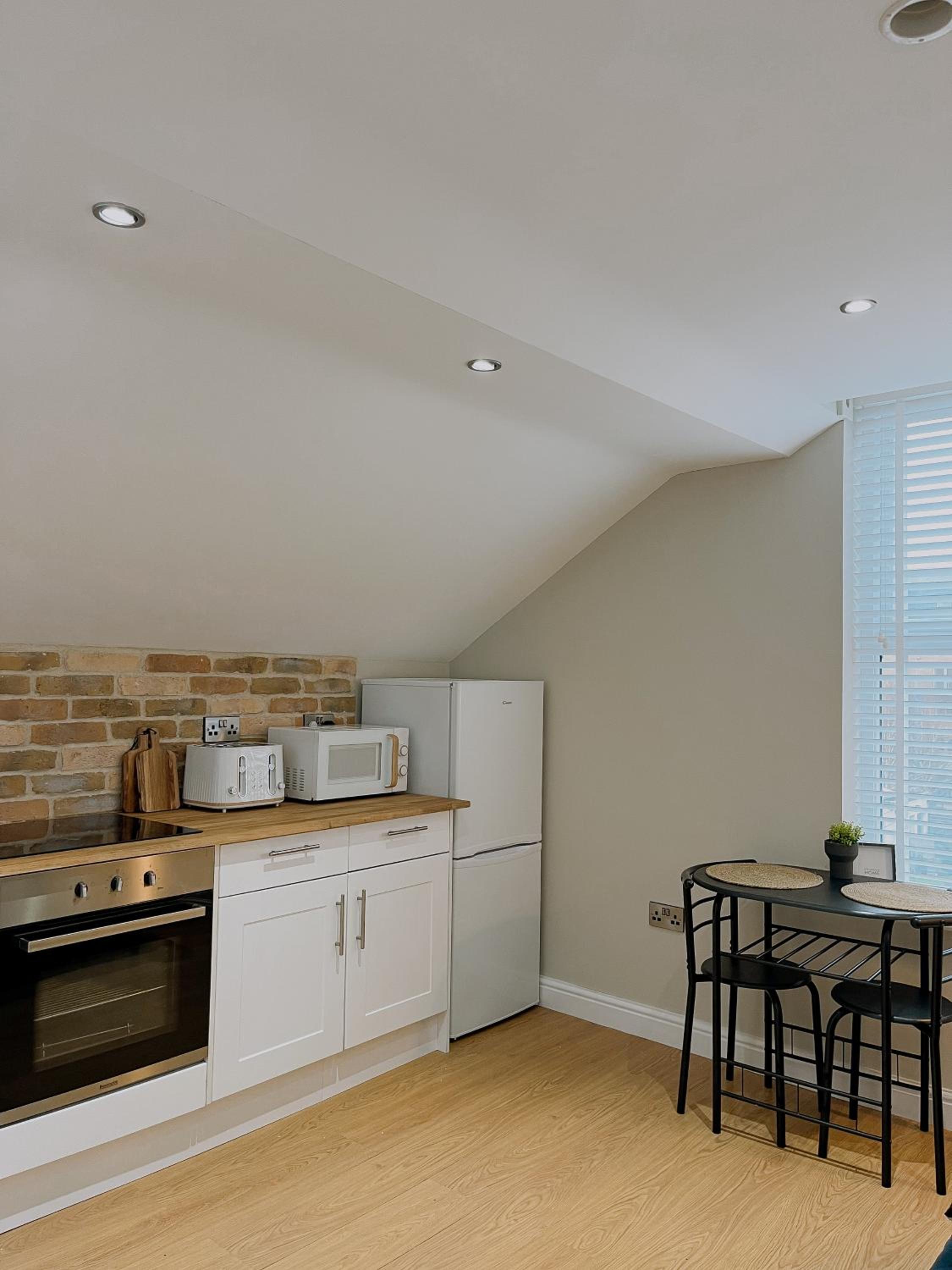 Ivy Shores Apartment