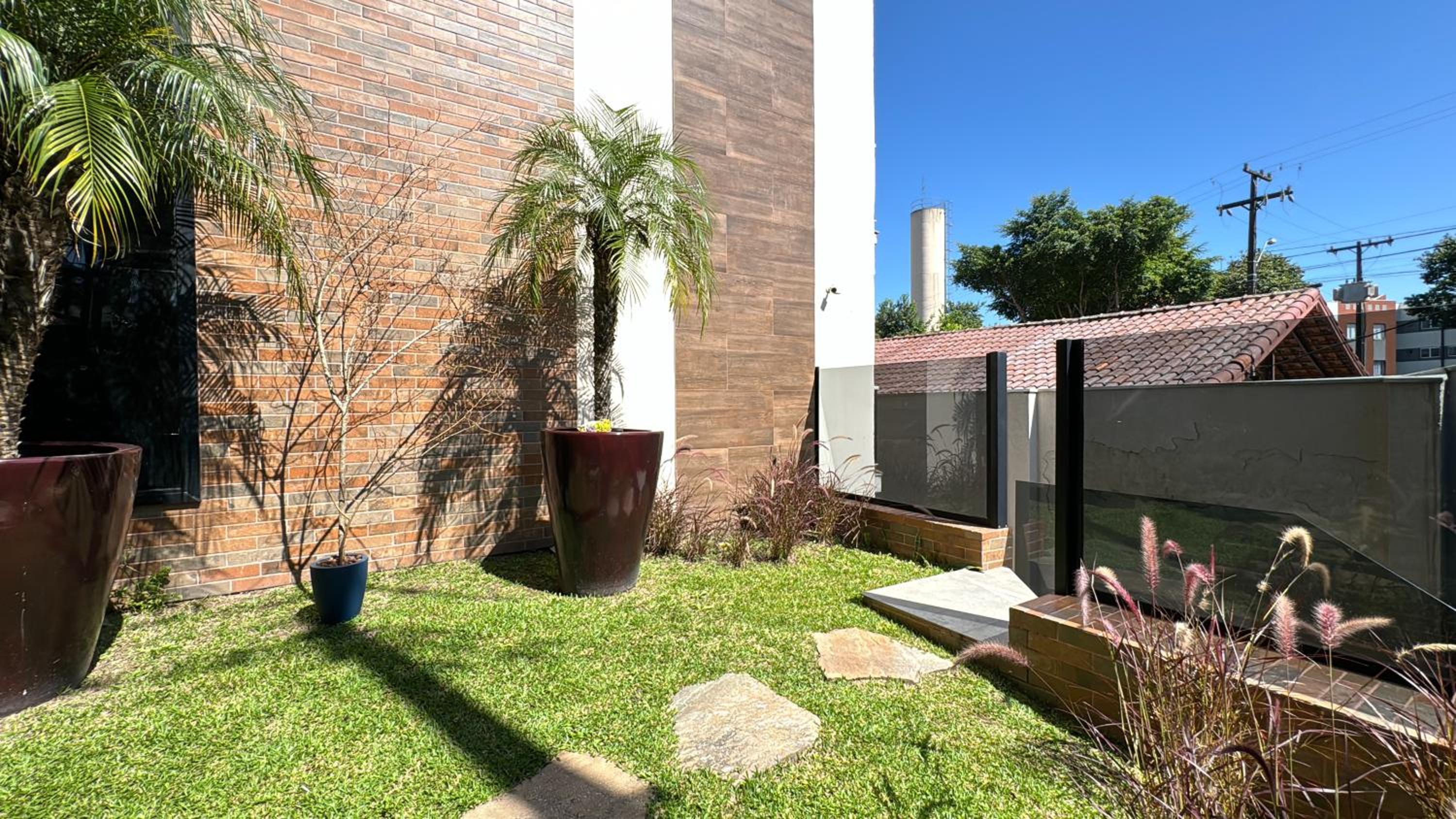 4- Studio para casal. Ótima Localização view 3