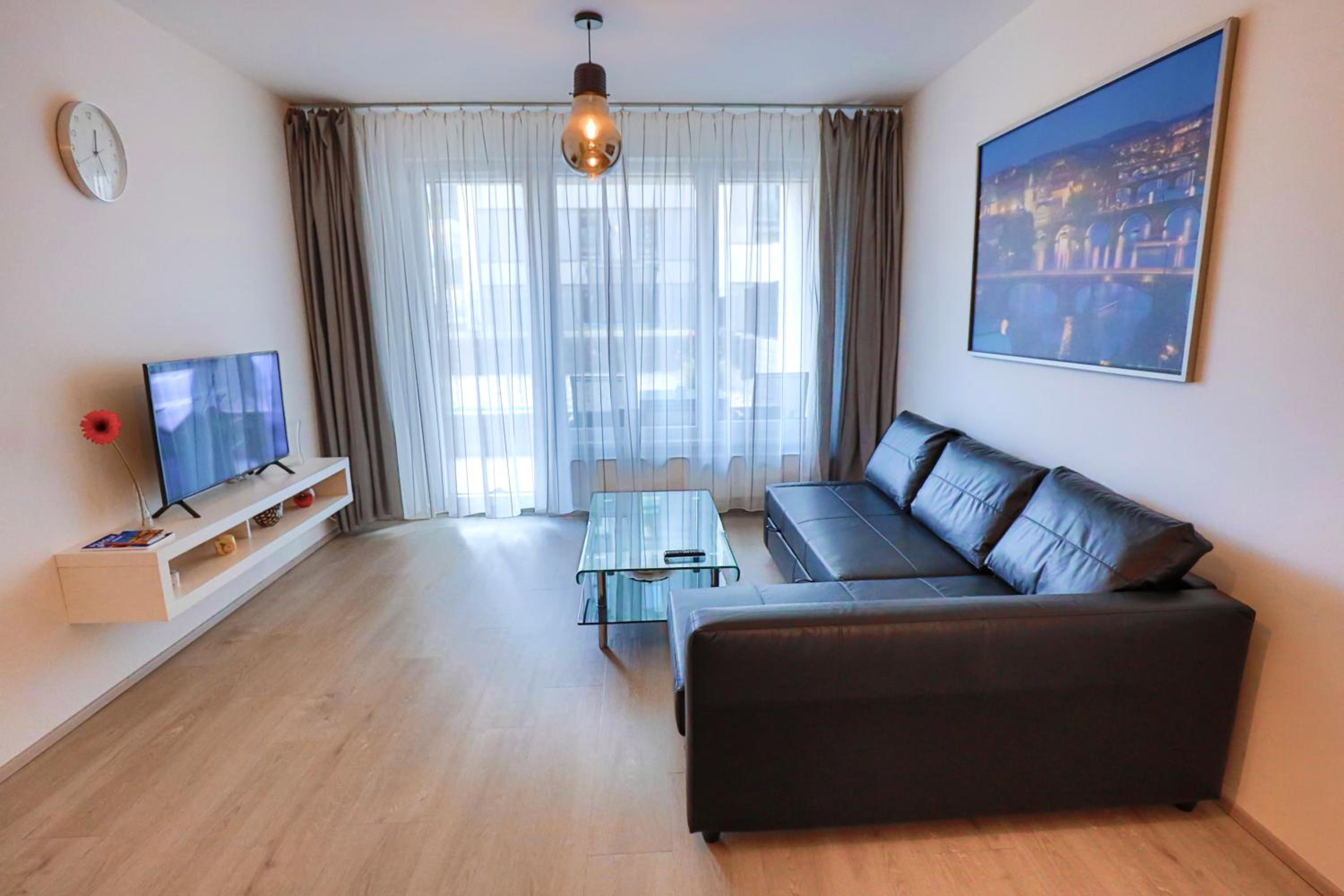 Modern Apartment • Garden • Near The City Center