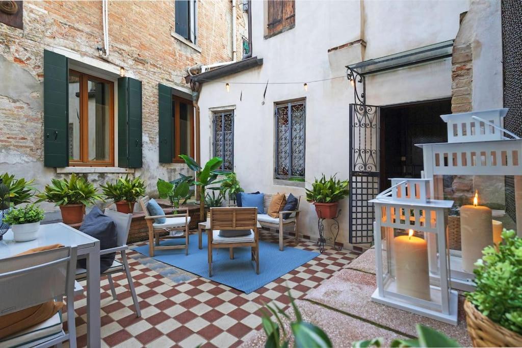 La Casa Più Centrale A Venezia, Con Corte Privata
