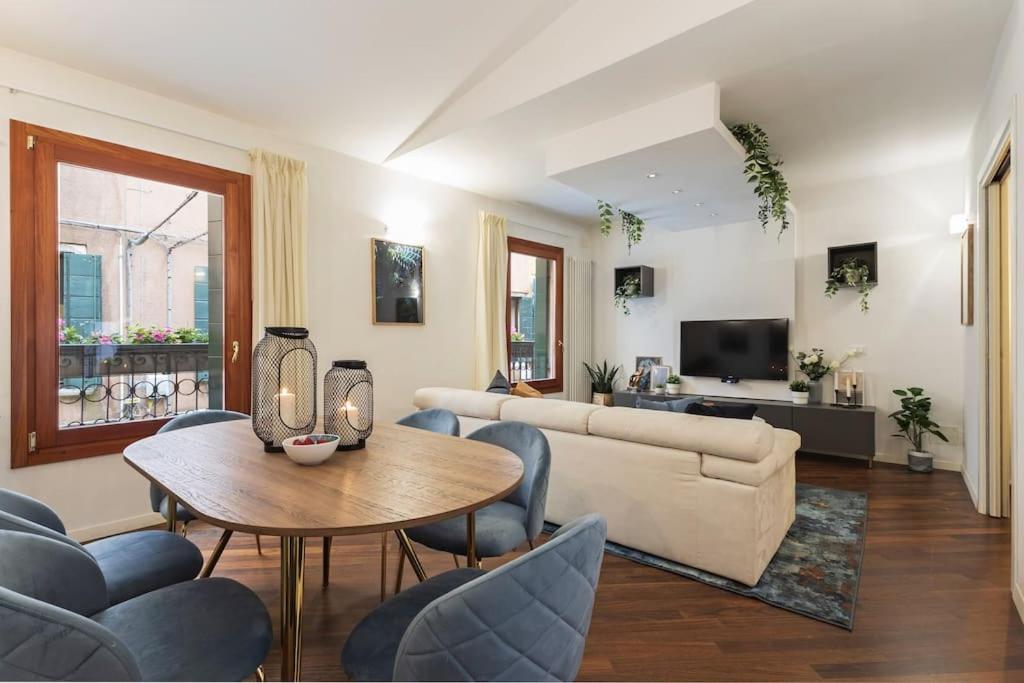 La Casa Più Centrale A Venezia, Con Corte Privata