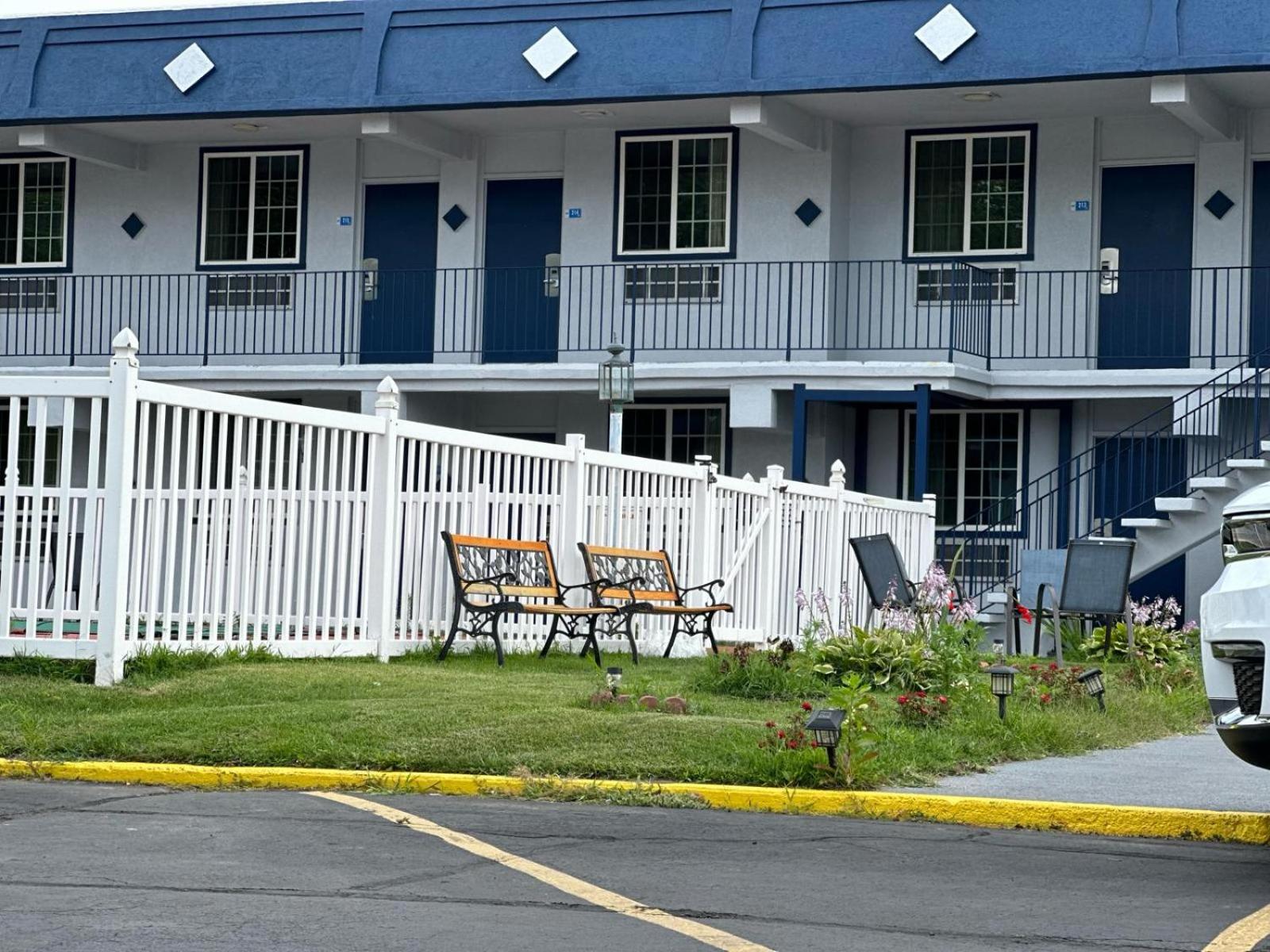 Rodeway Inn St Joseph view 5
