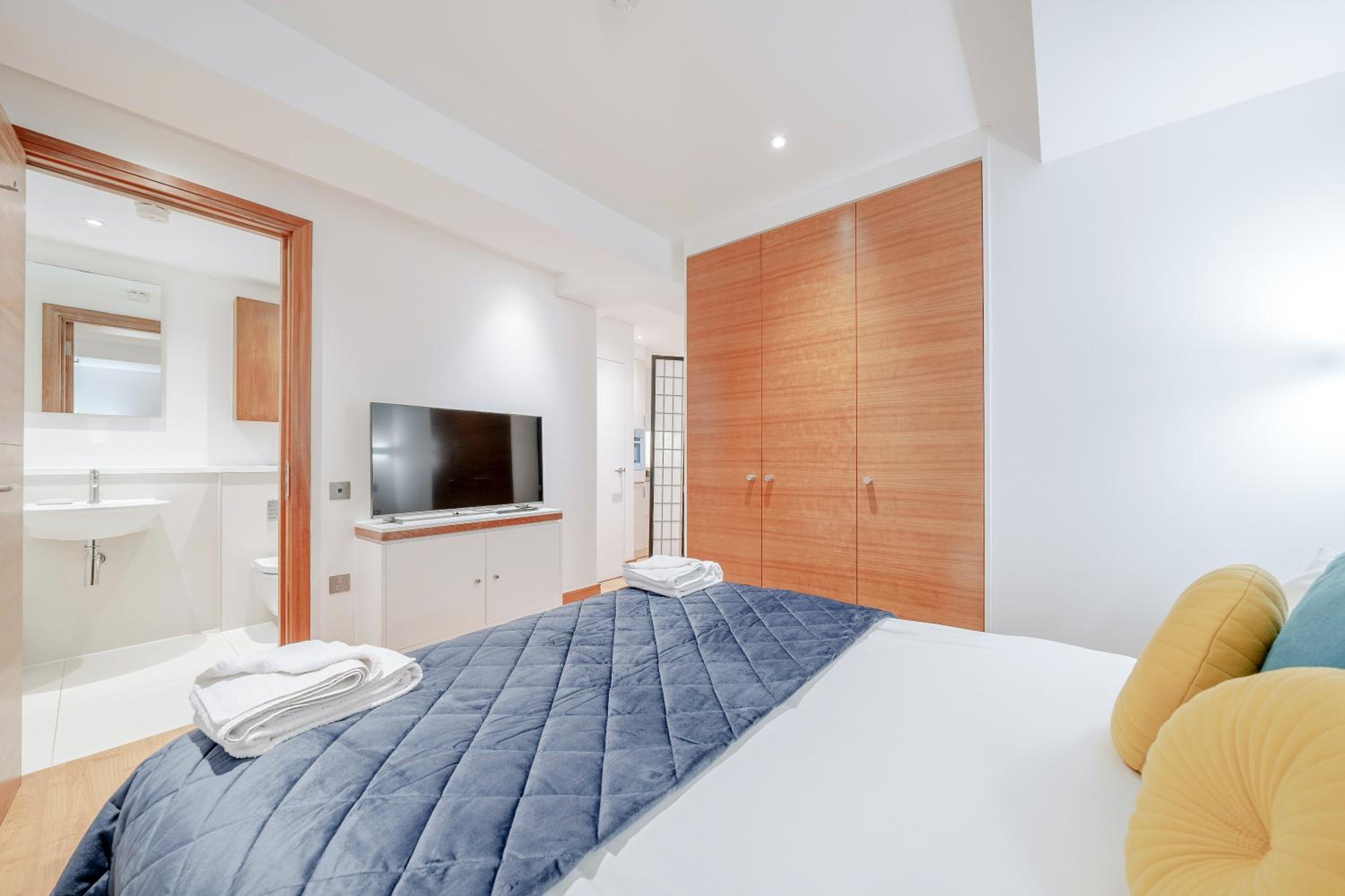 Stay Kula London - Tower Hill