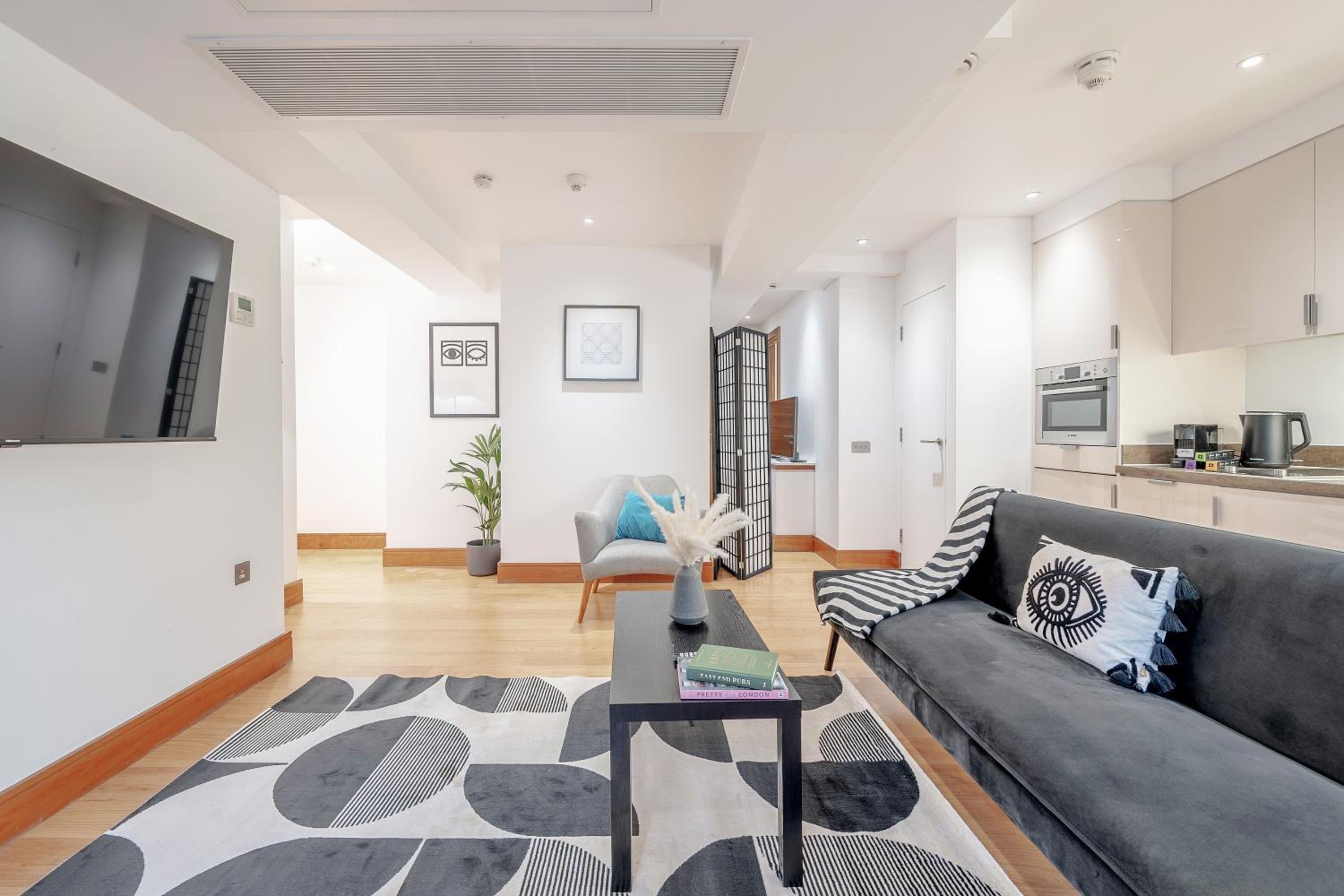 Stay Kula London - Tower Hill