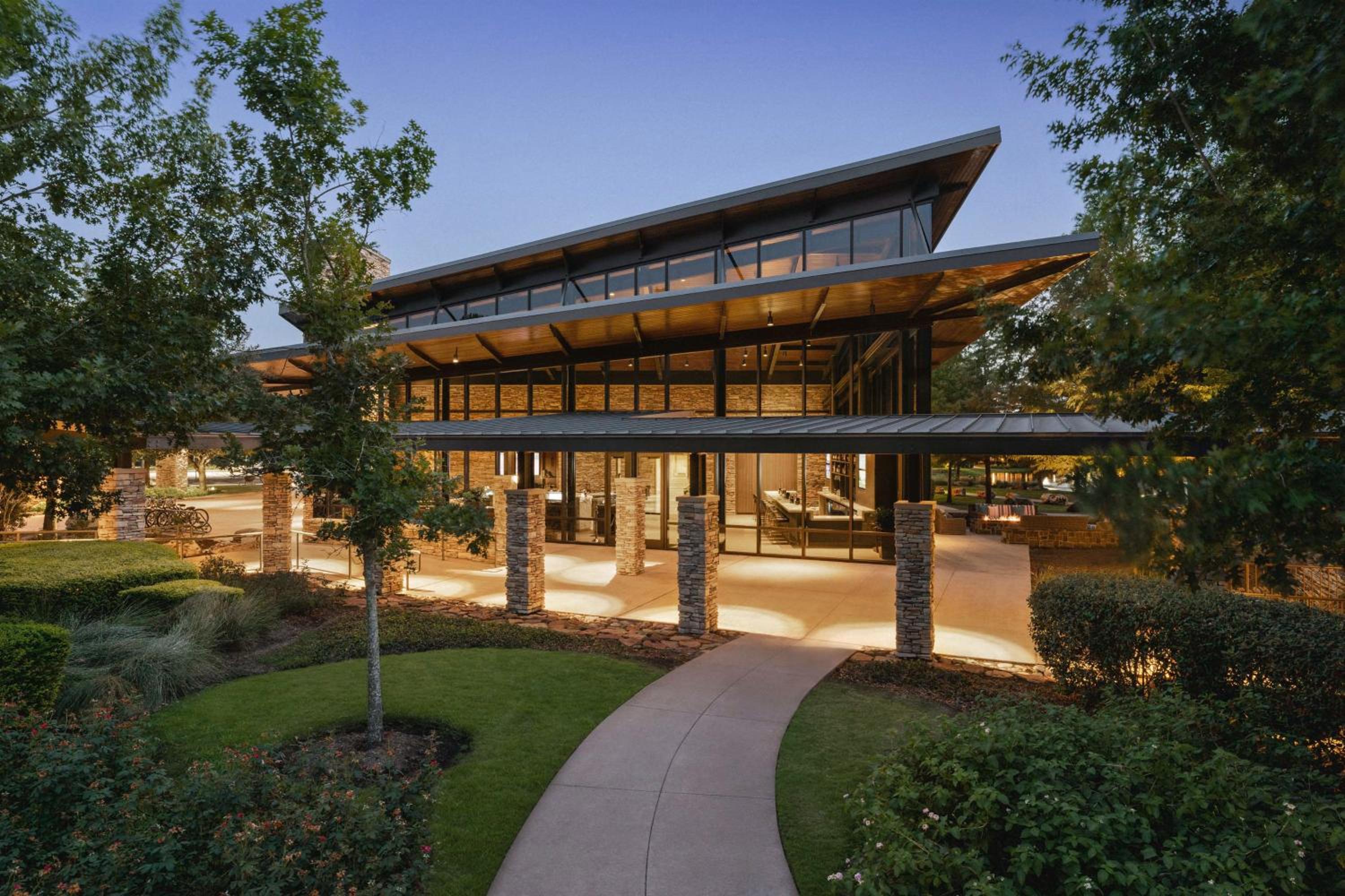 The Woodlands Resort, Curio Collection by Hilton 36