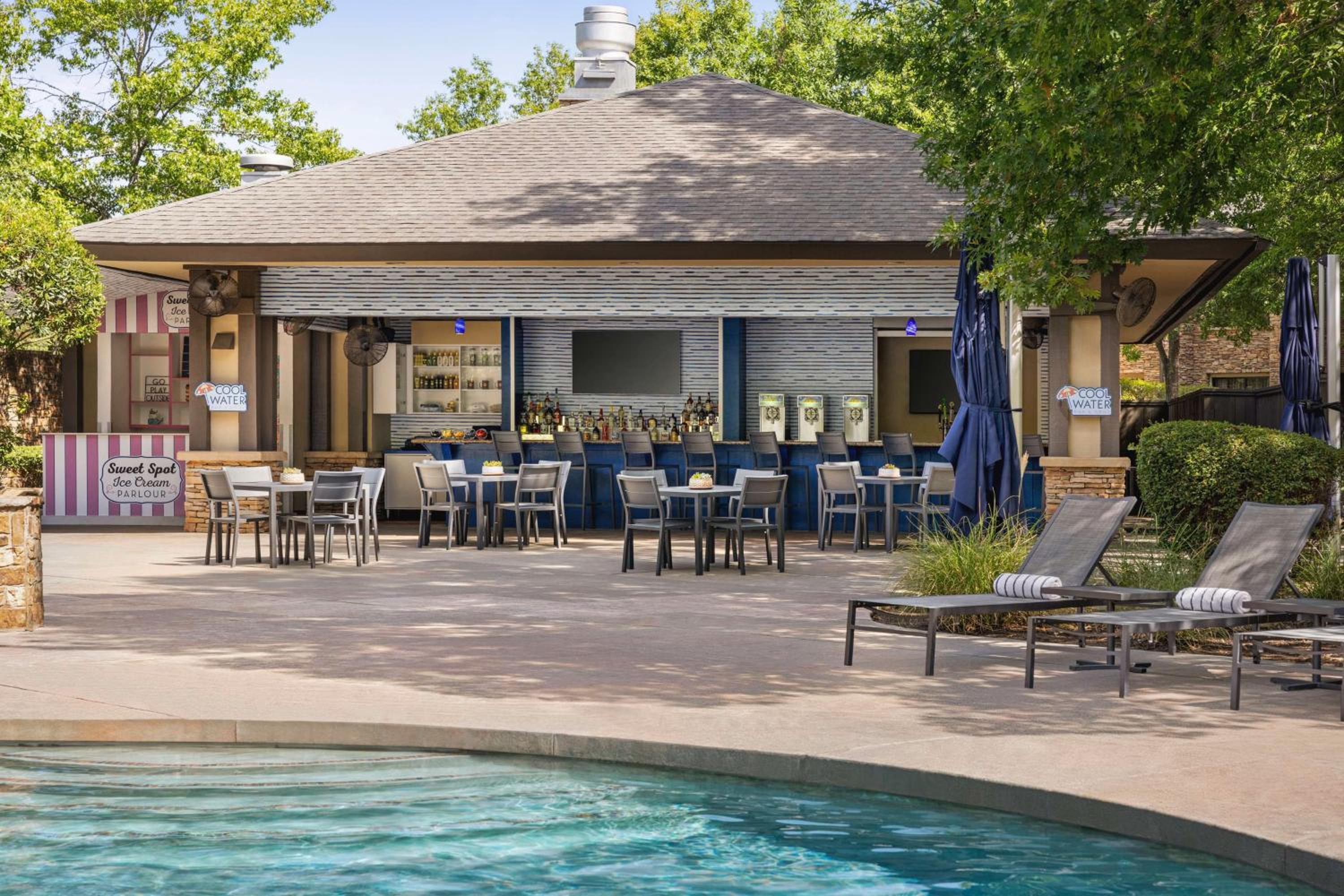 The Woodlands Resort, Curio Collection by Hilton 43