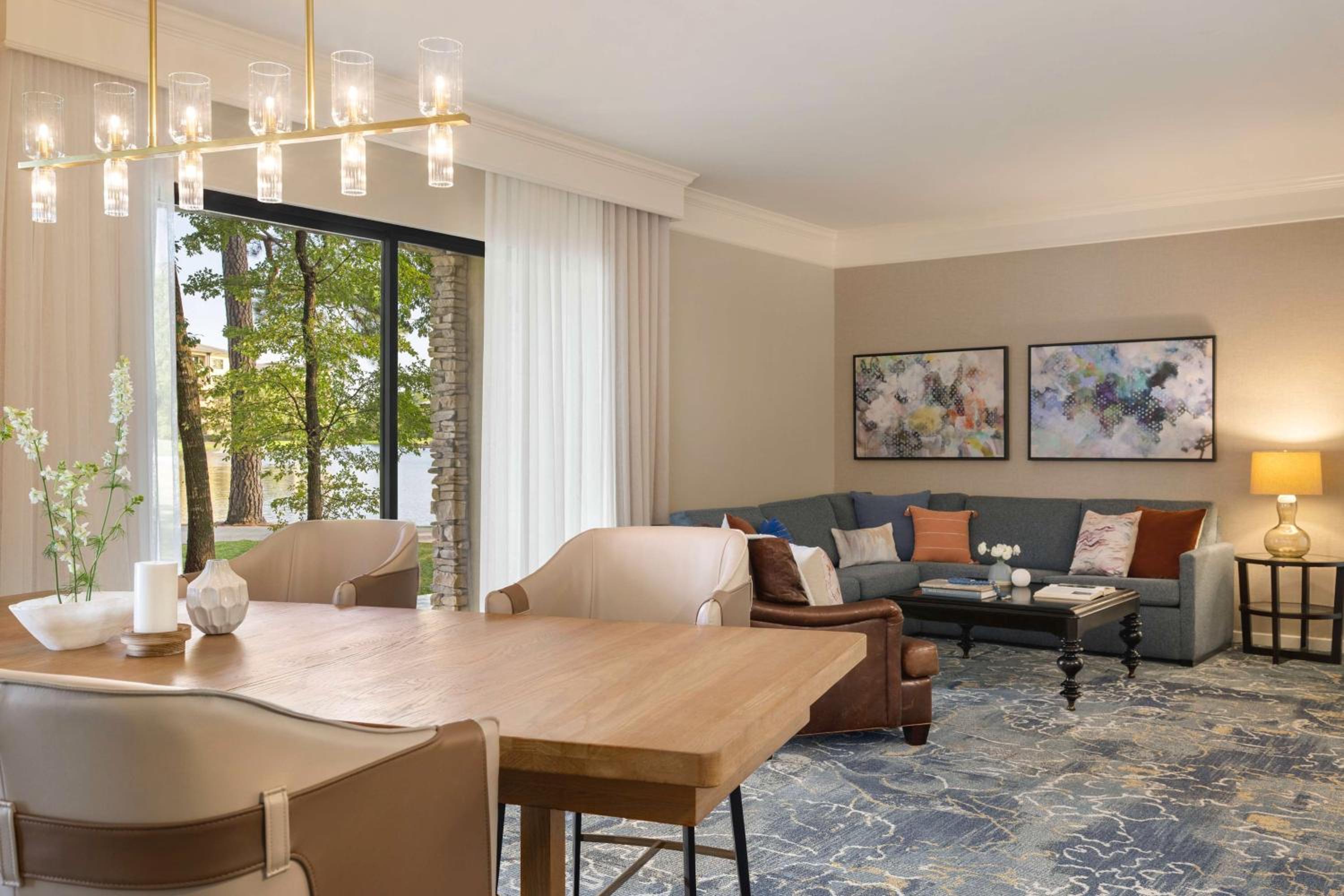 The Woodlands Resort, Curio Collection by Hilton 19