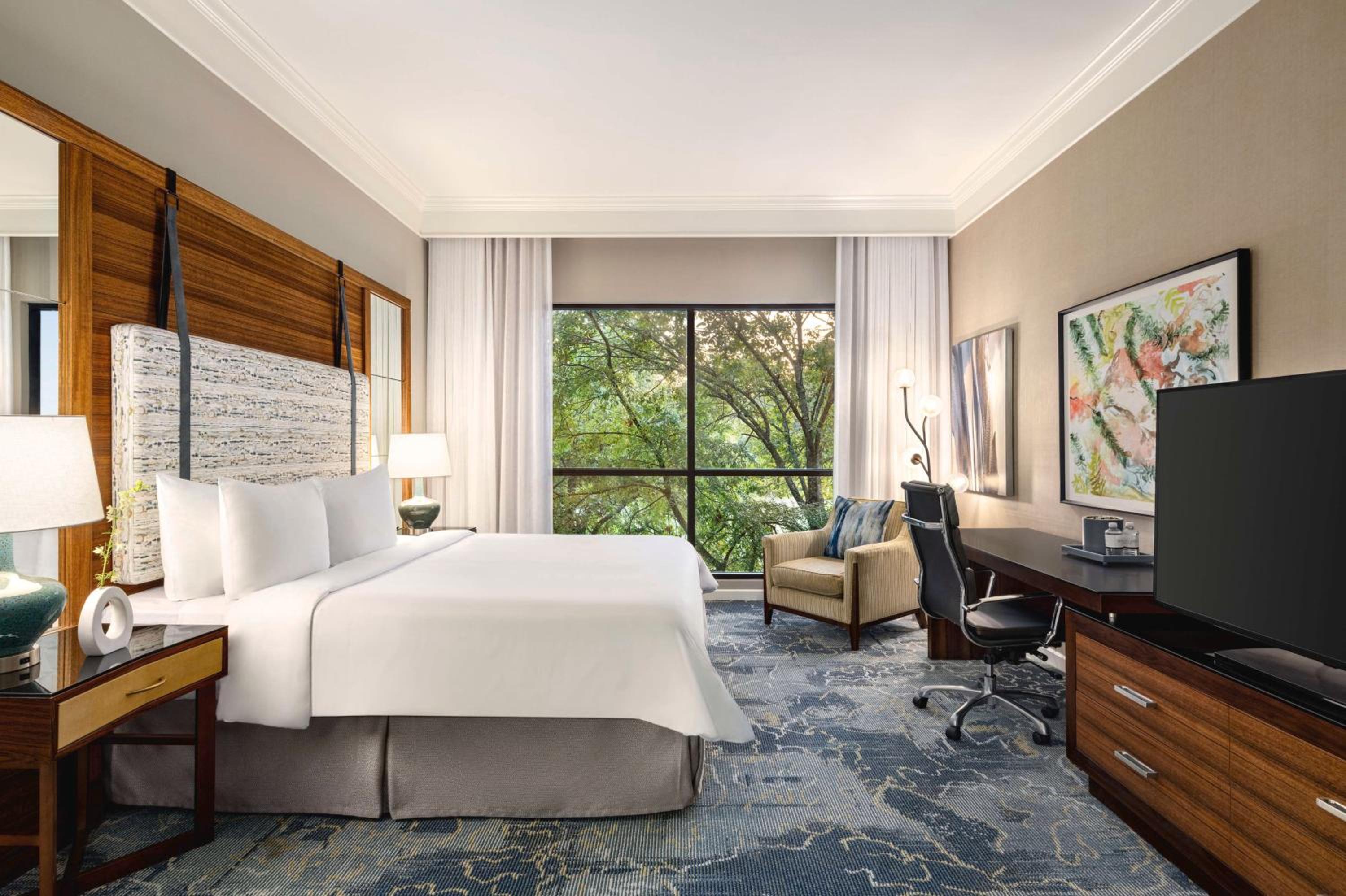 The Woodlands Resort, Curio Collection by Hilton 70