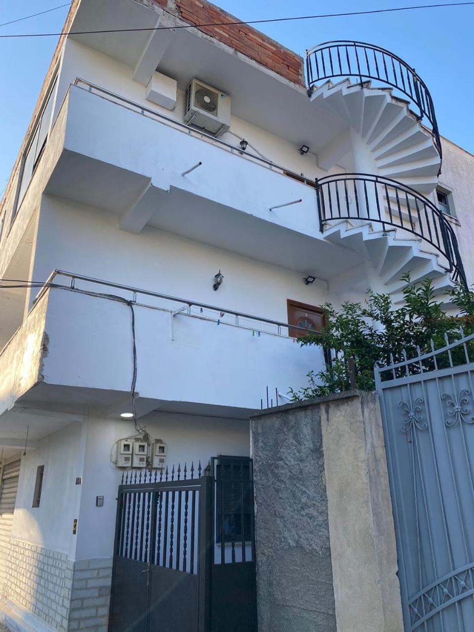 At Your Home Abroad - Apartment in private house