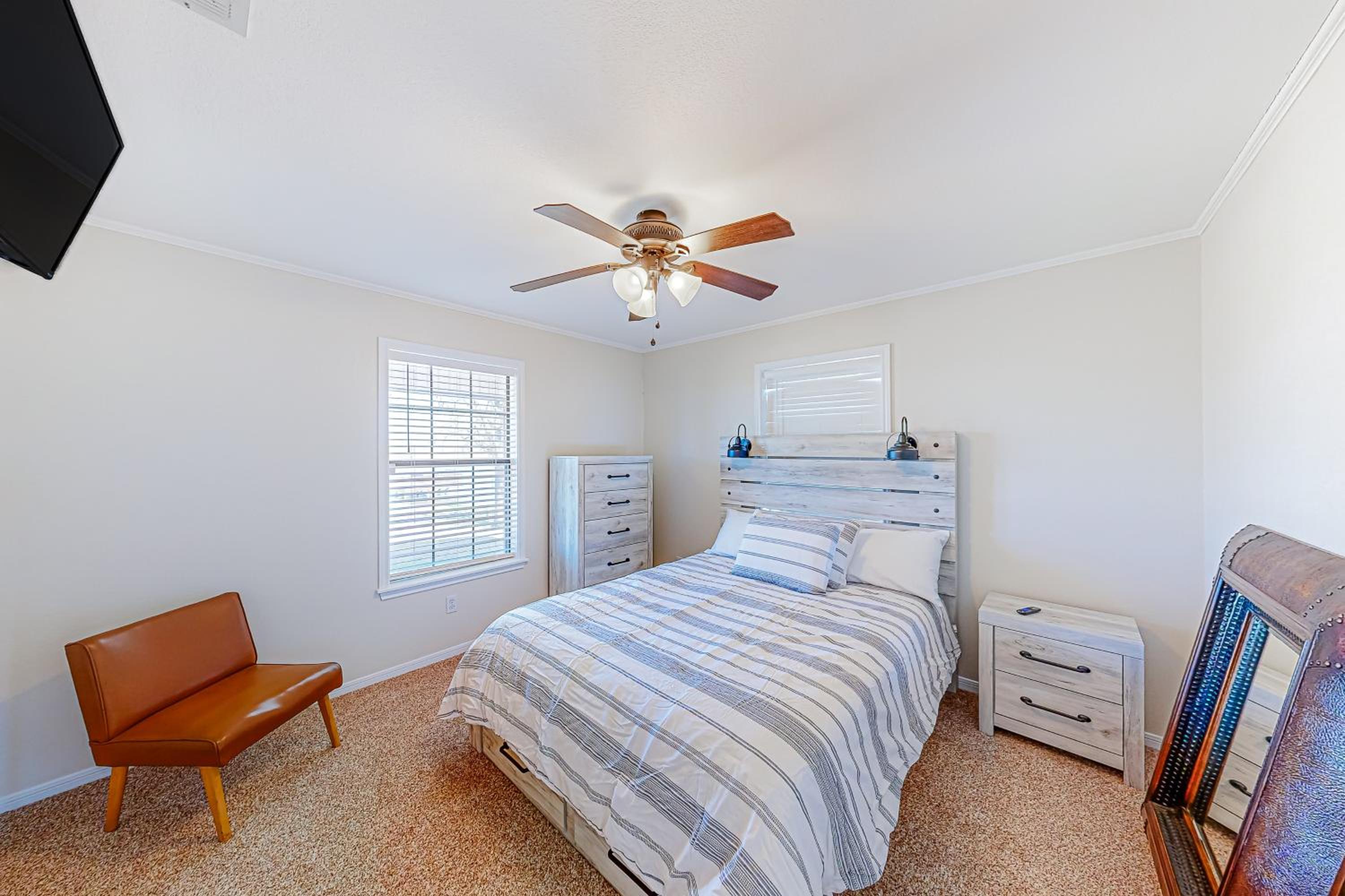 Dog-Friendly Cameron Home with Pond and Poolside Patio