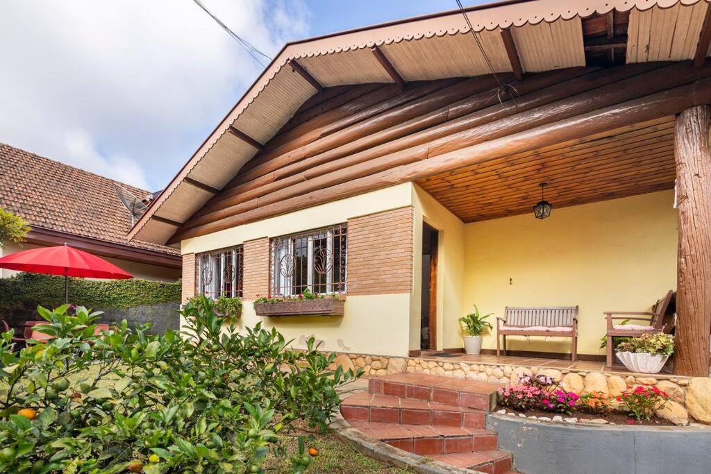 Aconchegante casa em Campos do Jordão
