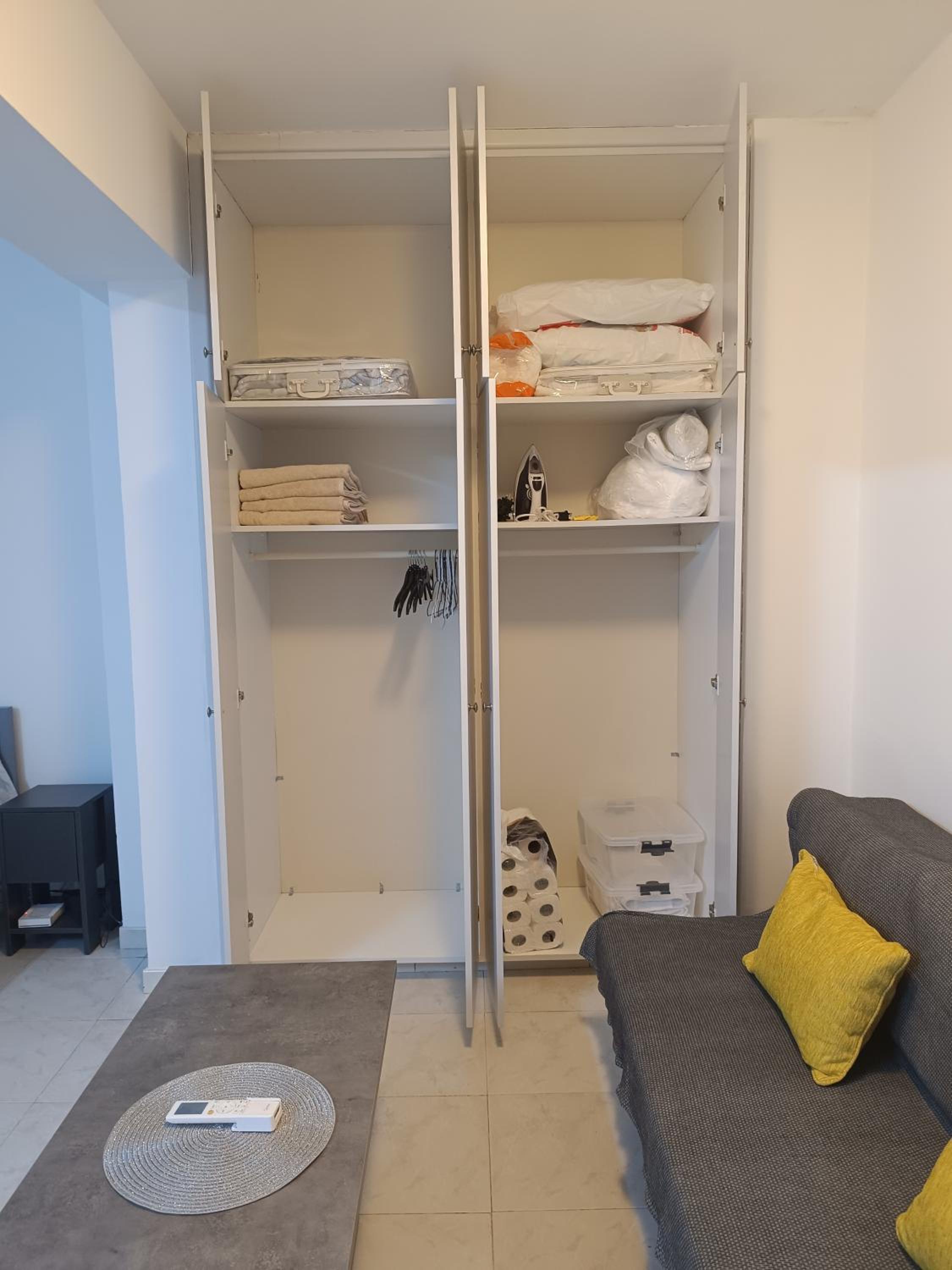 Sea-side City centre Studio