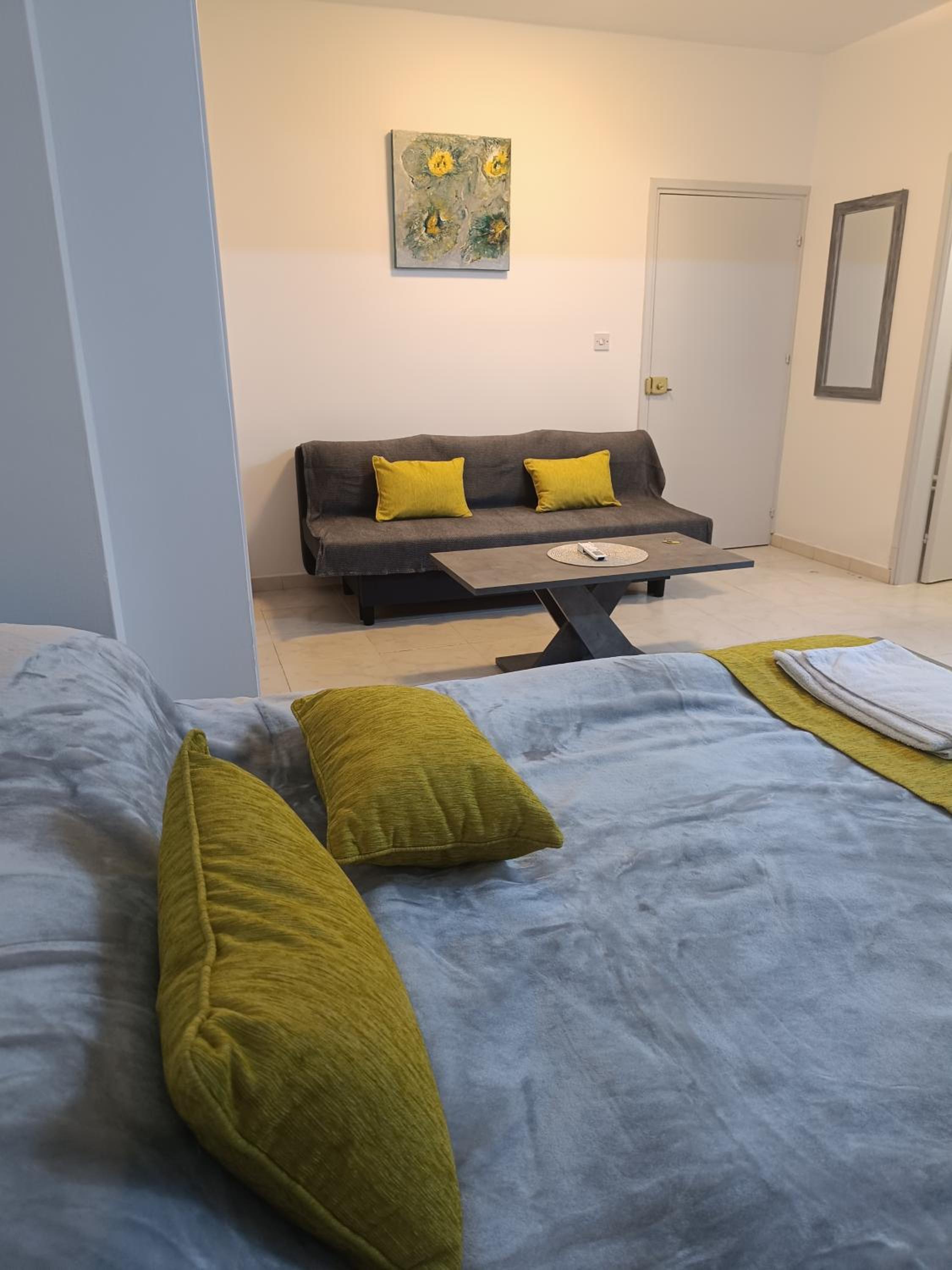 Sea-side City centre Studio