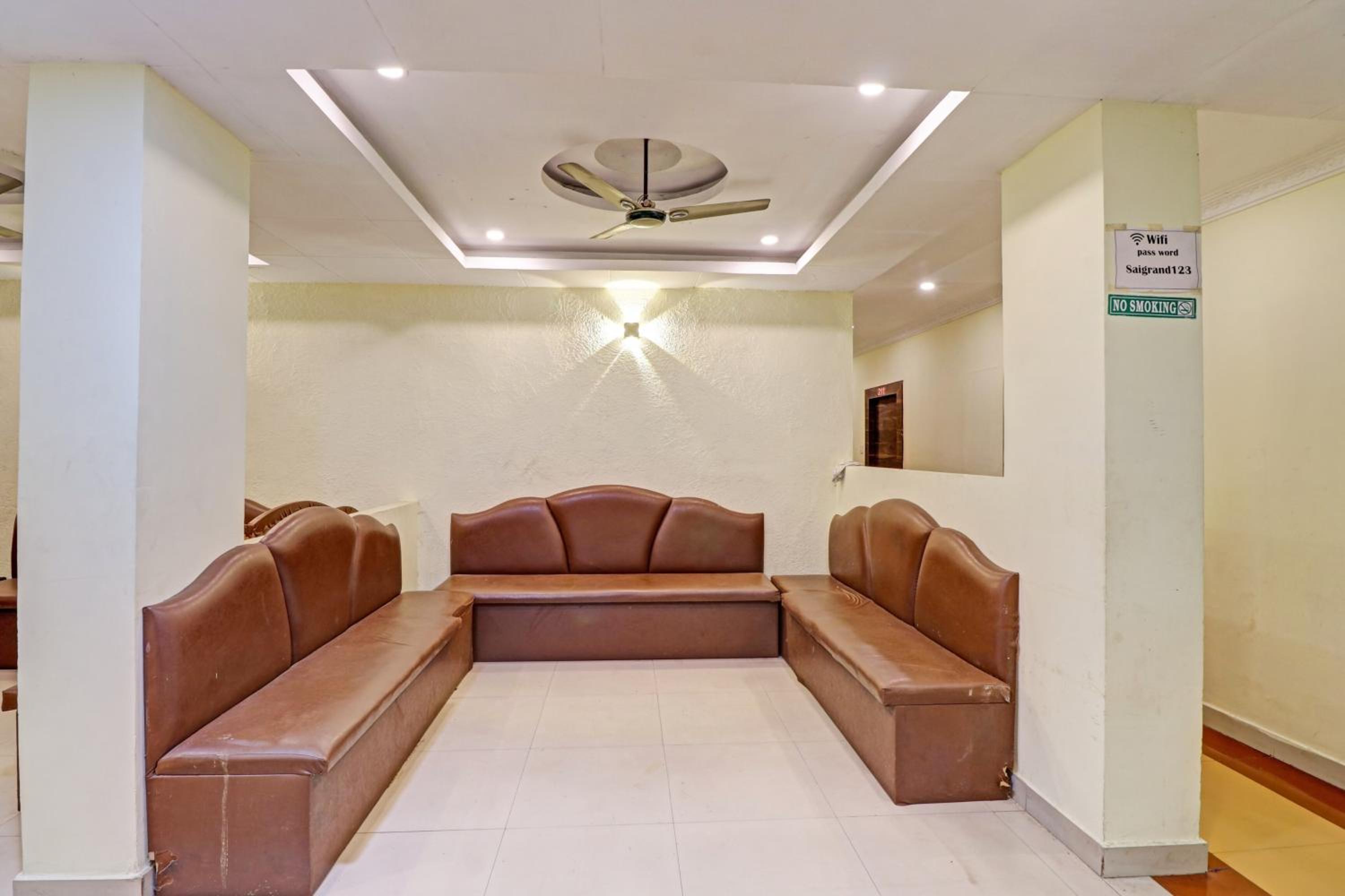 Hotel O Aditya Grand Inn view 4