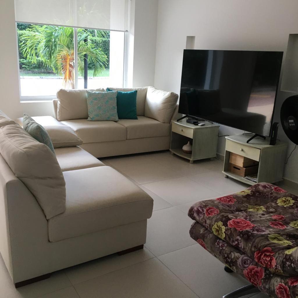 CASA EN CONDOMINIO LOS ÁNGELES, GIRARDOT