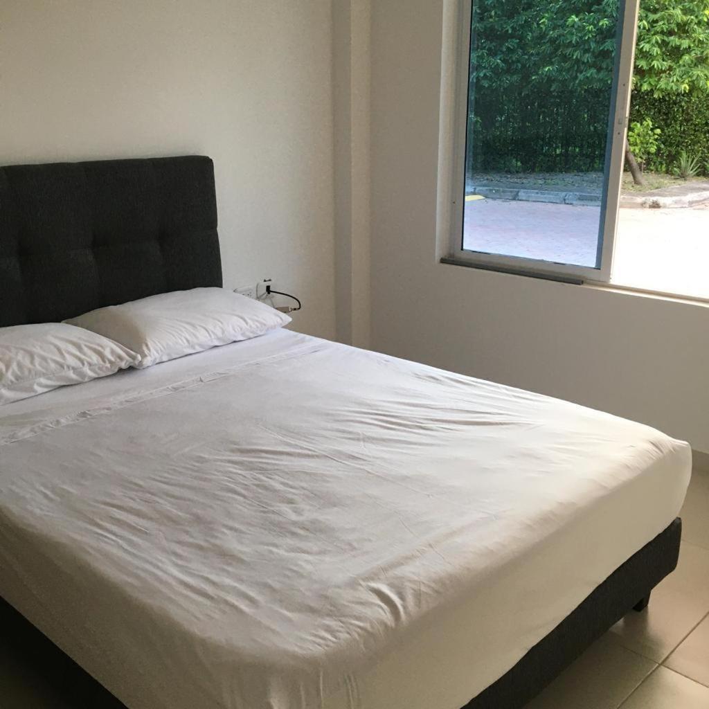 CASA EN CONDOMINIO LOS ÁNGELES, GIRARDOT