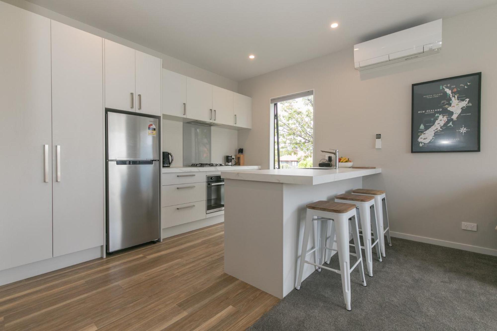 Mount Iron Apartment