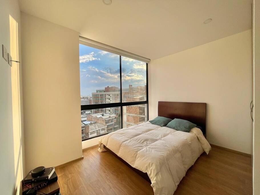 SkyLine Mountains Sauna Gym Luxury Apto