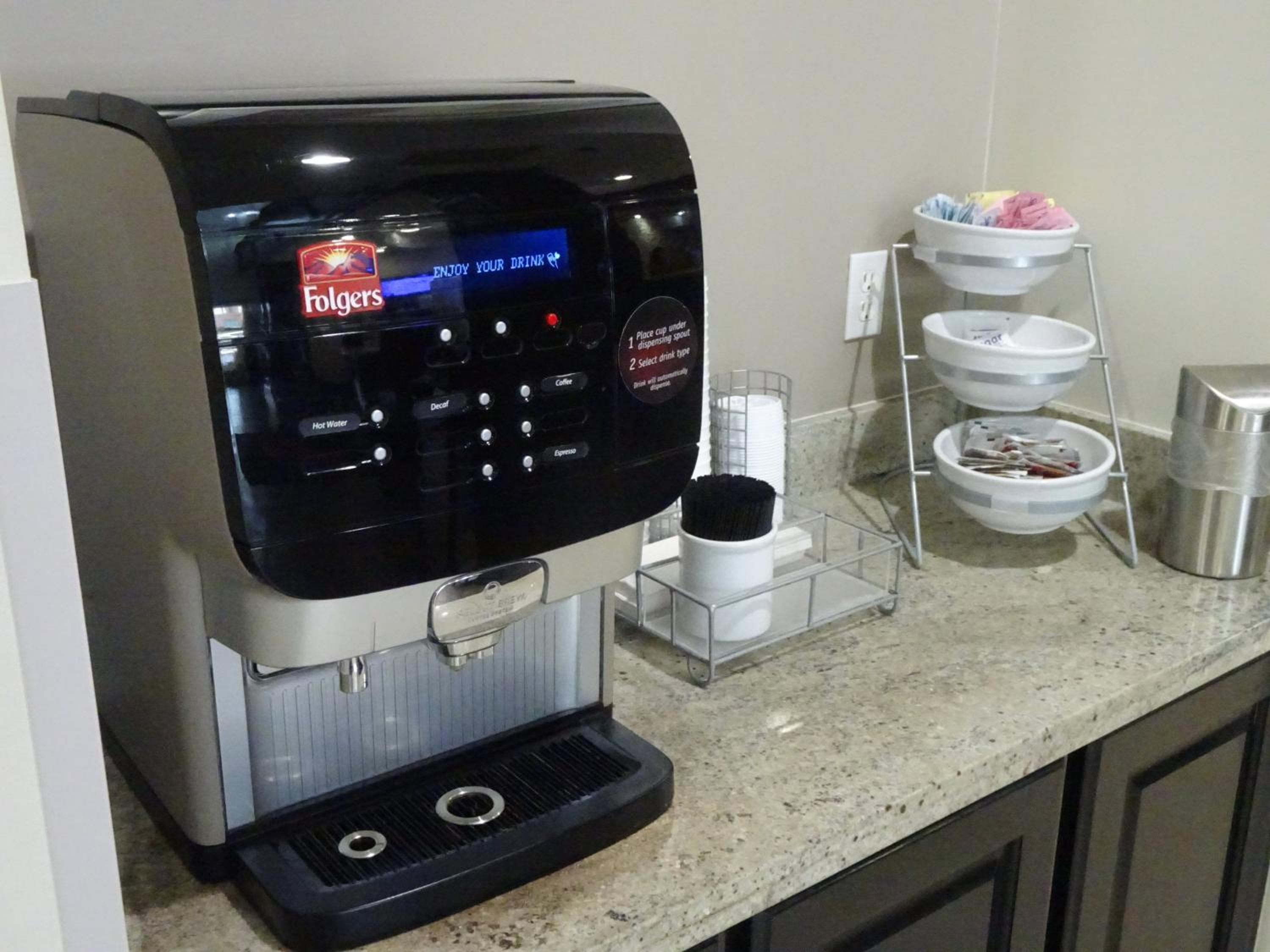 Longview Vacations - Red Roof Inn  Suites Longview - Property Image 24