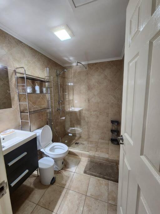 Condominio Gold Coast 2BR 3BTH