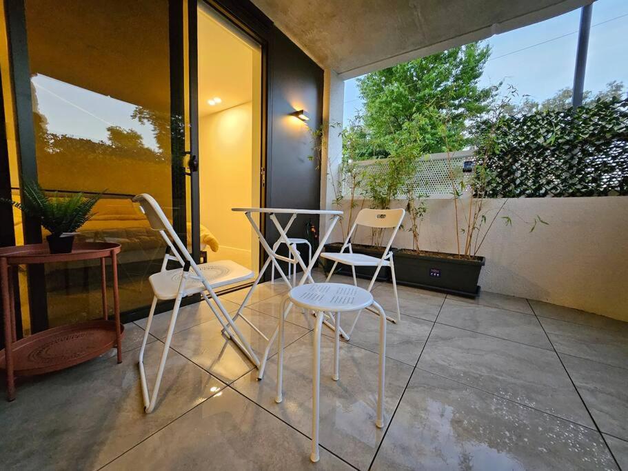 Kashmir, Modern and luxury 2BR 2BA, Fast WiFi & Netflix, Free Parking, Central Location, near CBD