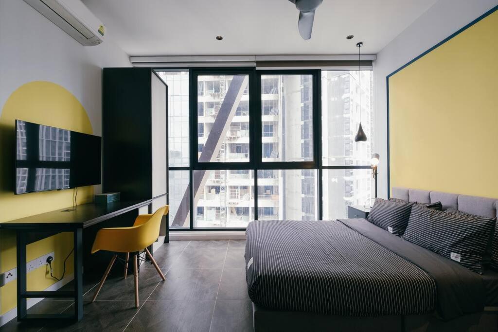 Designer Suite KLCC 2 Bedroom 4Pax 100Mbps Youtube