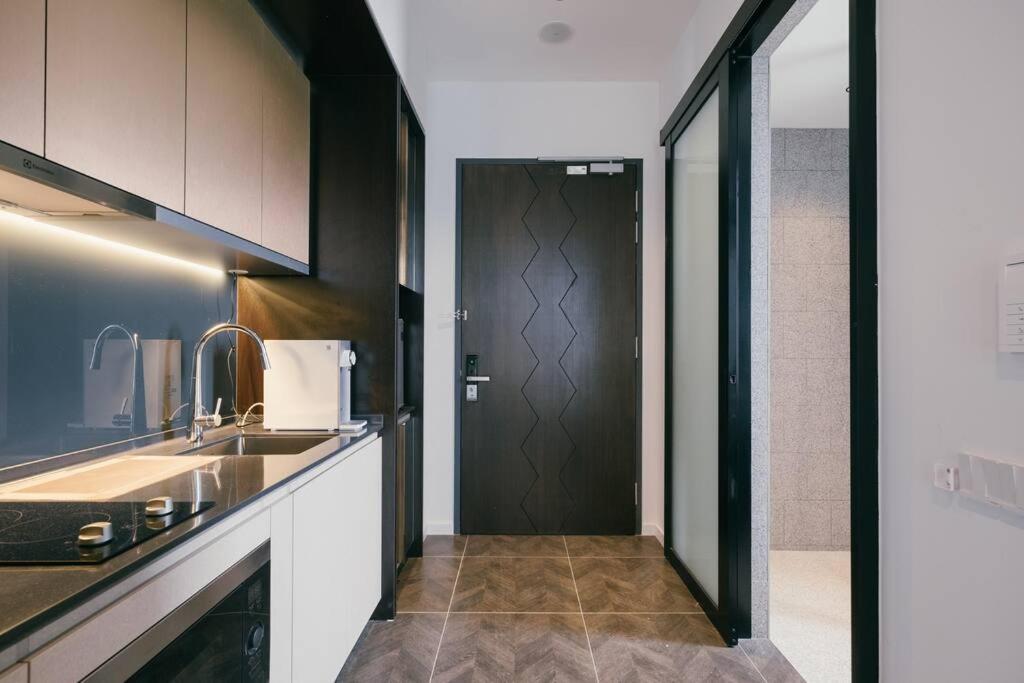 Designer Suite KLCC 2 Bedroom 4Pax 100Mbps Youtube
