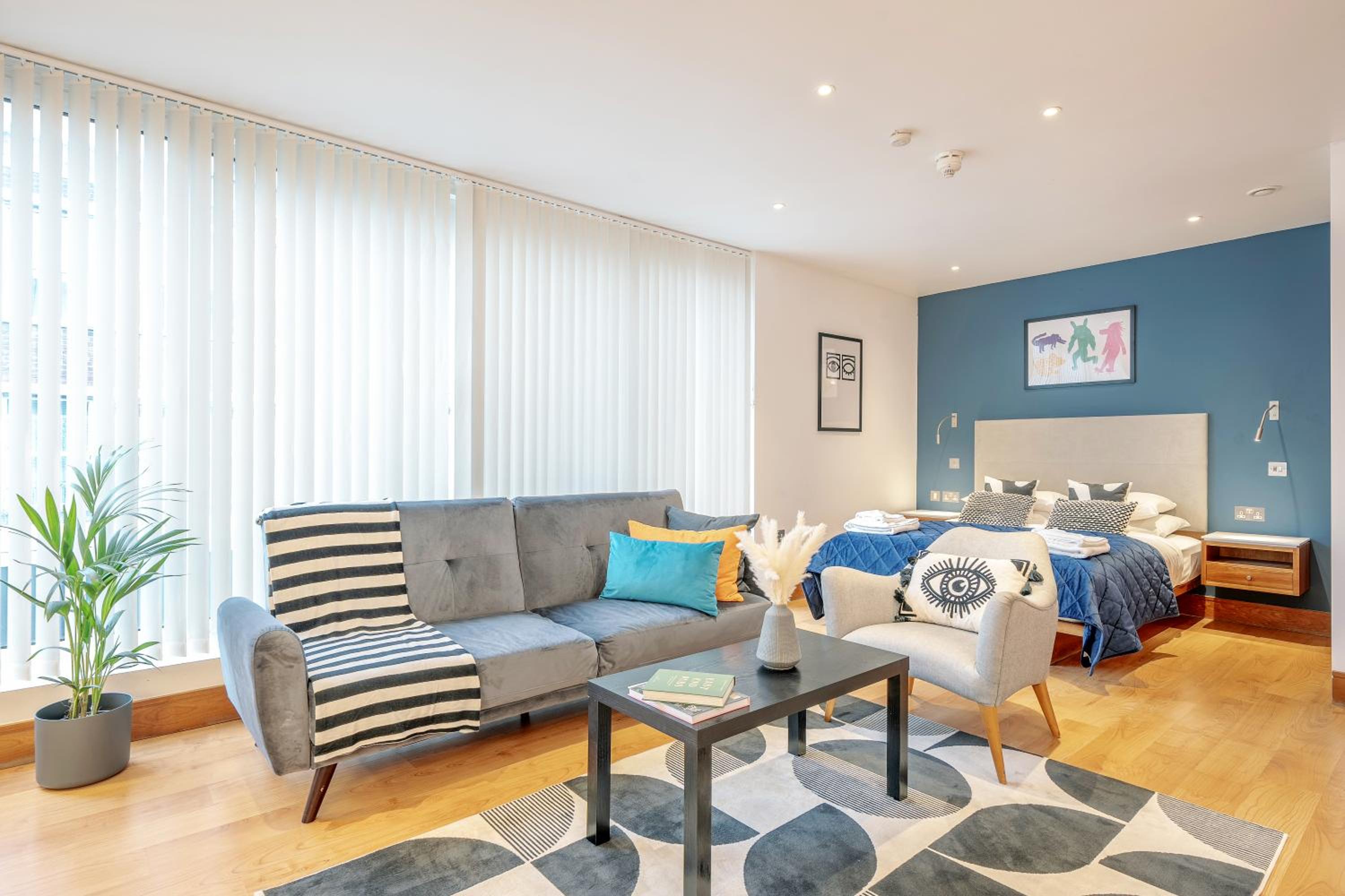 Stay Kula London - Tower Hill