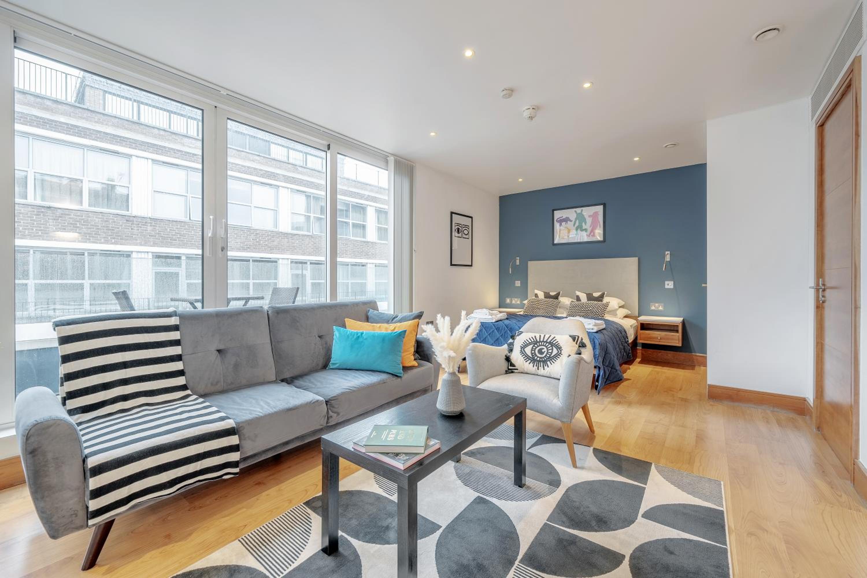 Stay Kula London - Tower Hill