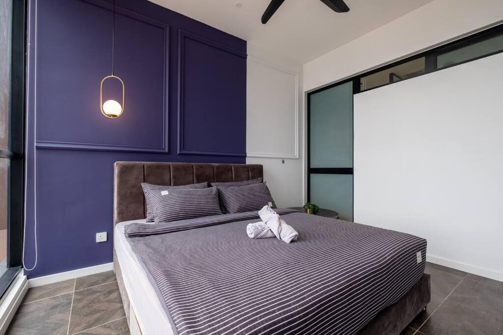 Butterfly Room 1BR Scarletz Suites KLCC Pool Gym