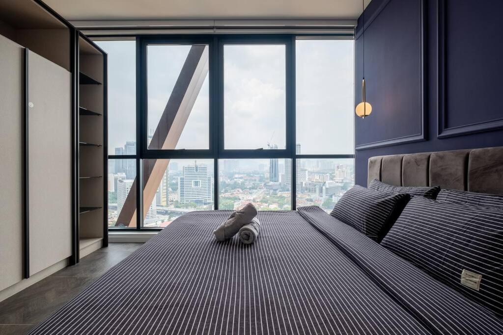 Butterfly Room 1BR Scarletz Suites KLCC Pool Gym
