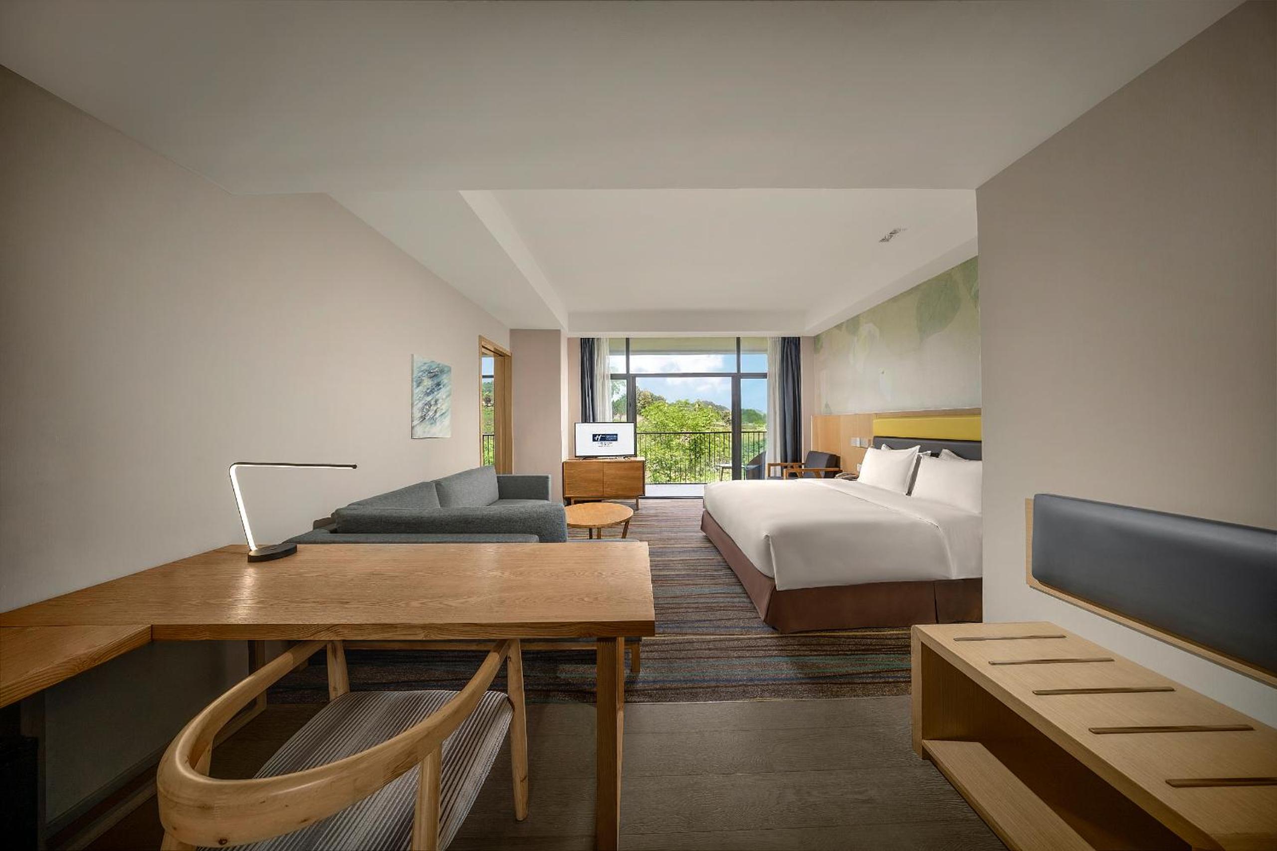 Holiday Inn Express Emei Mountain by IHG