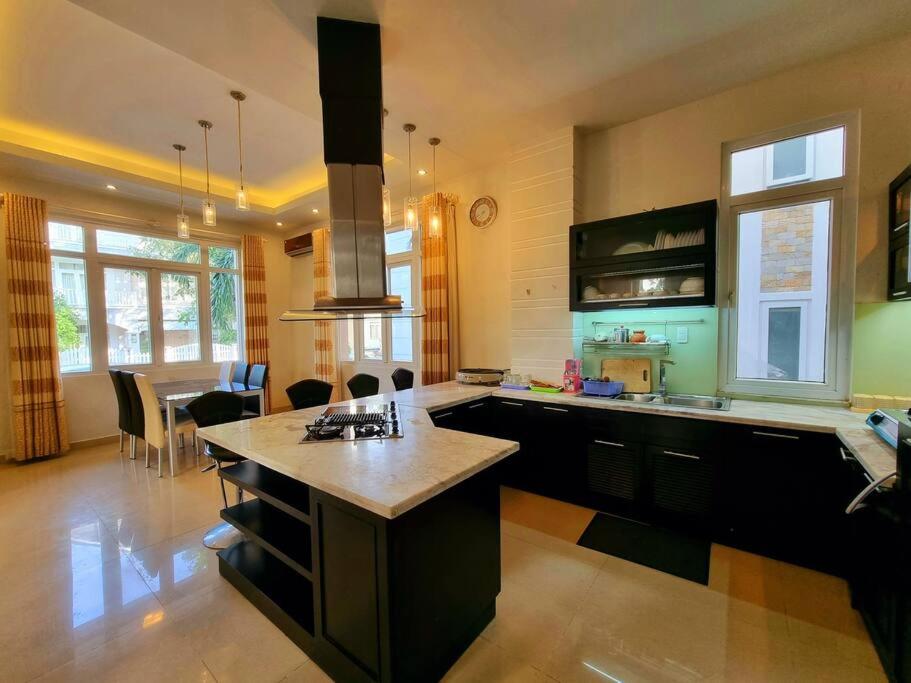 Promotion 20% Villa Nha Trang 4 Bedrooms, near beach, home comfort view 3