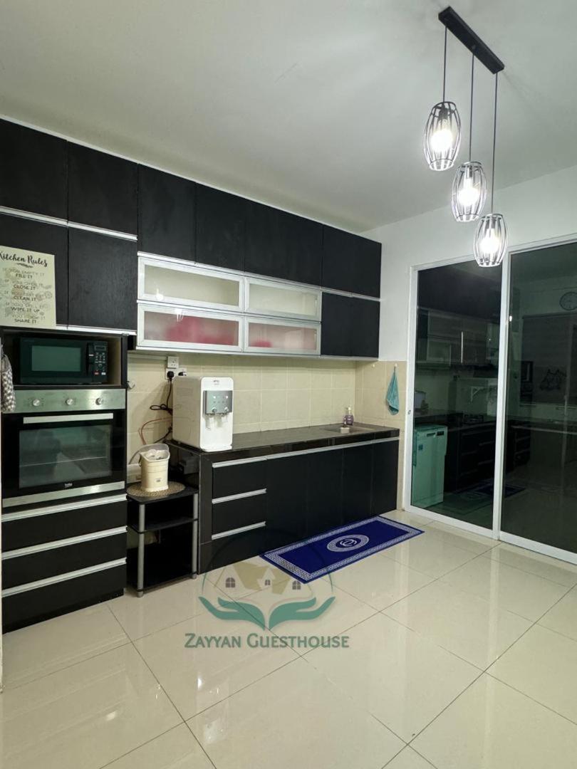 Zayyan Guesthouse