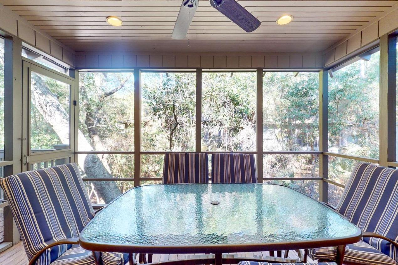 1070 Sparrow Pond Cottage Woodland View