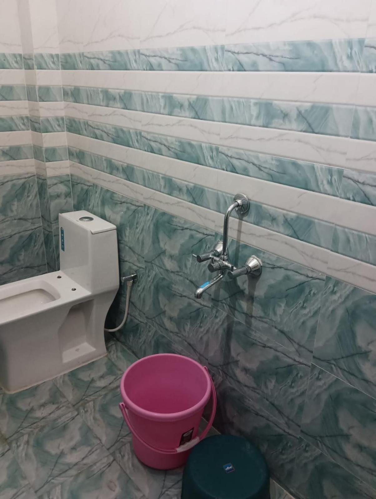 Lakshman Guest House