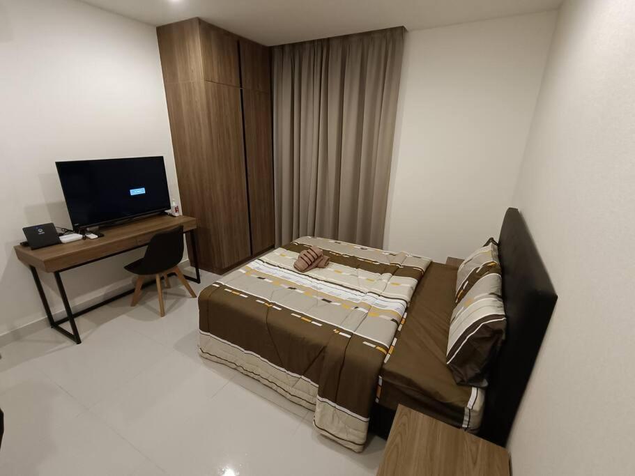 Kozi Square Aurora Homestay L7 photo 1